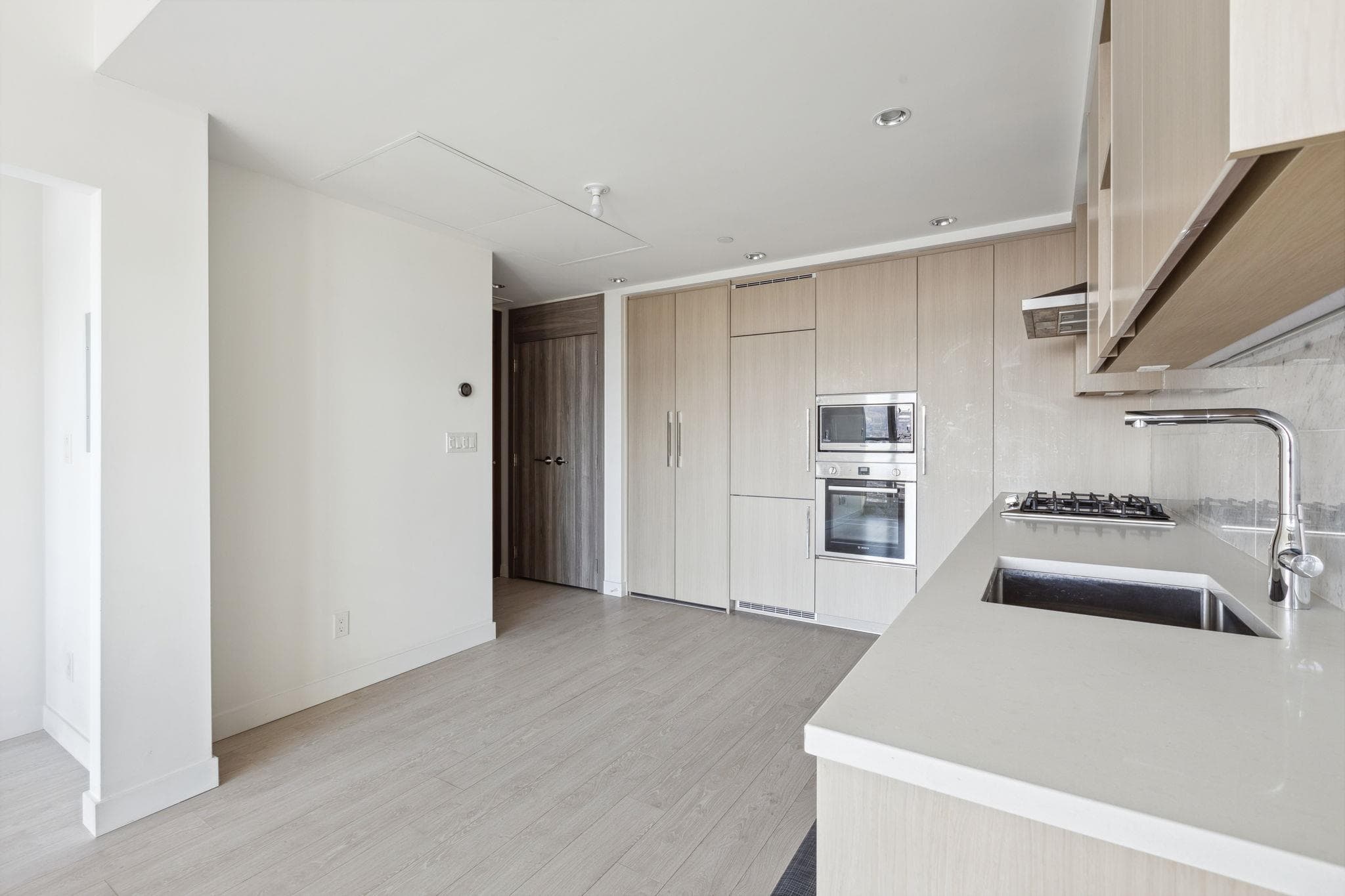 4106 - 4720 Lougheed Highway, Burnaby, V5C 0M8 — photo 3