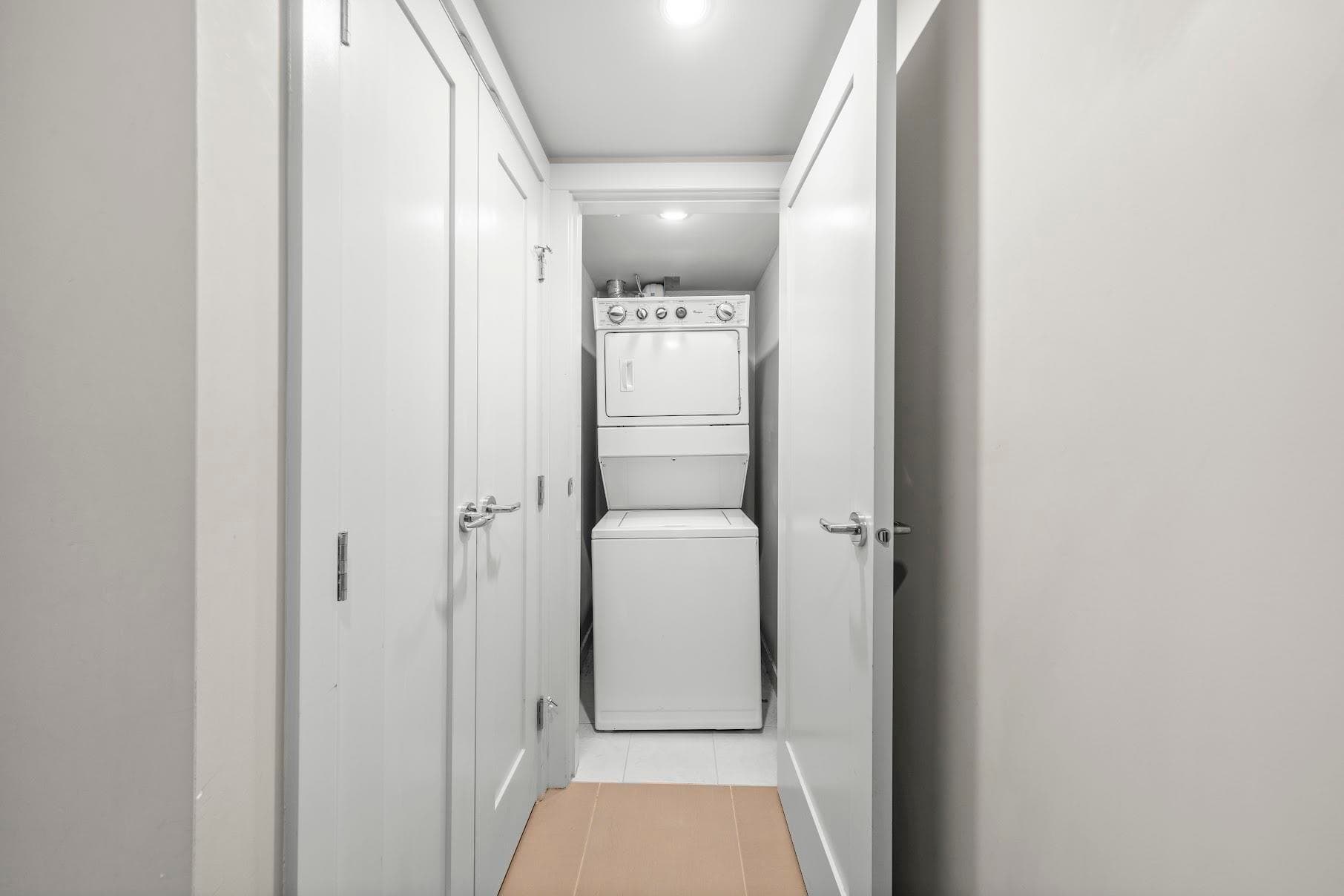 107 - 9371 Hemlock Drive, Richmond, V6Y 4K6 — photo 3