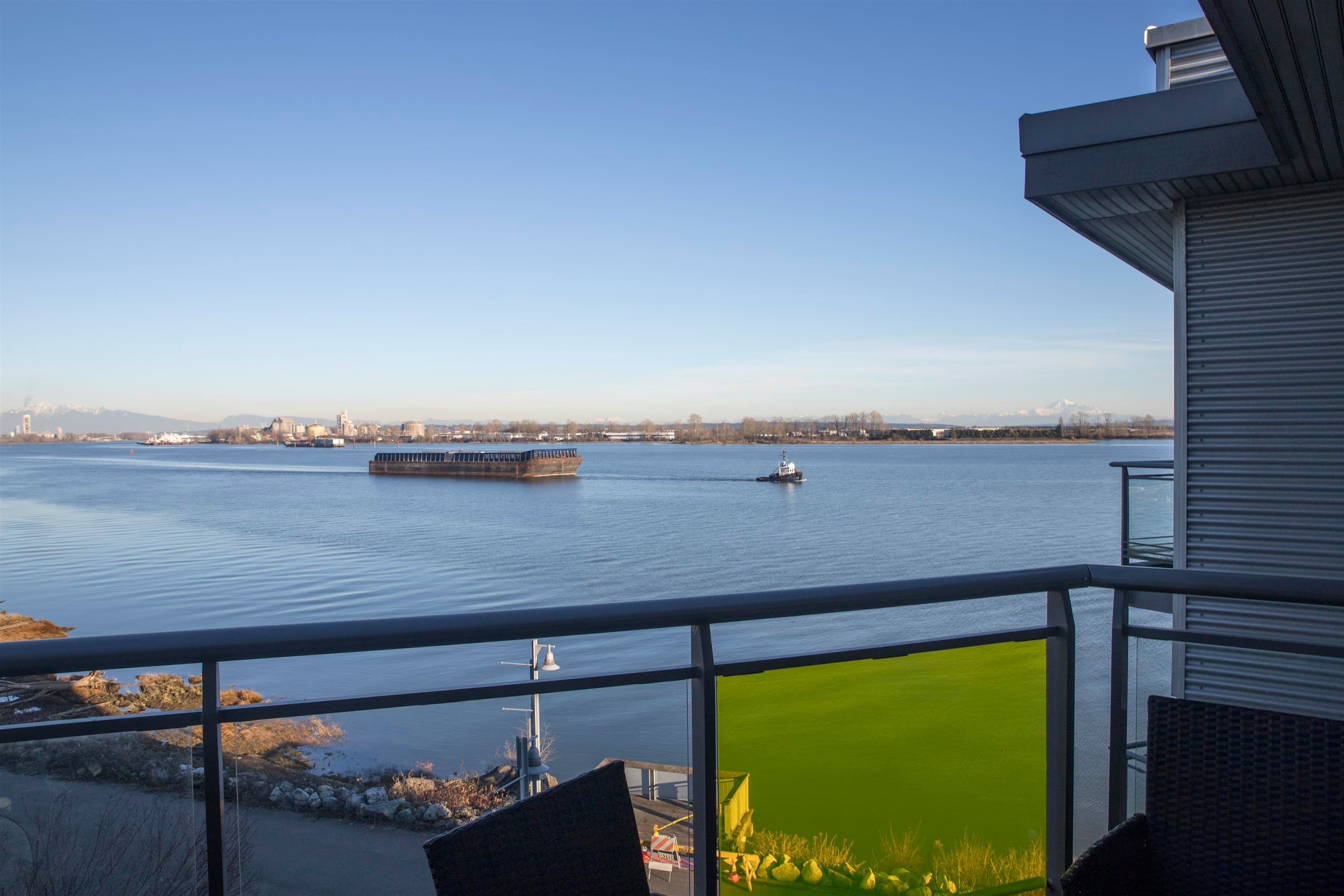 409 - 14200 Riverport Way, Richmond, V6W 1M4 — photo 1