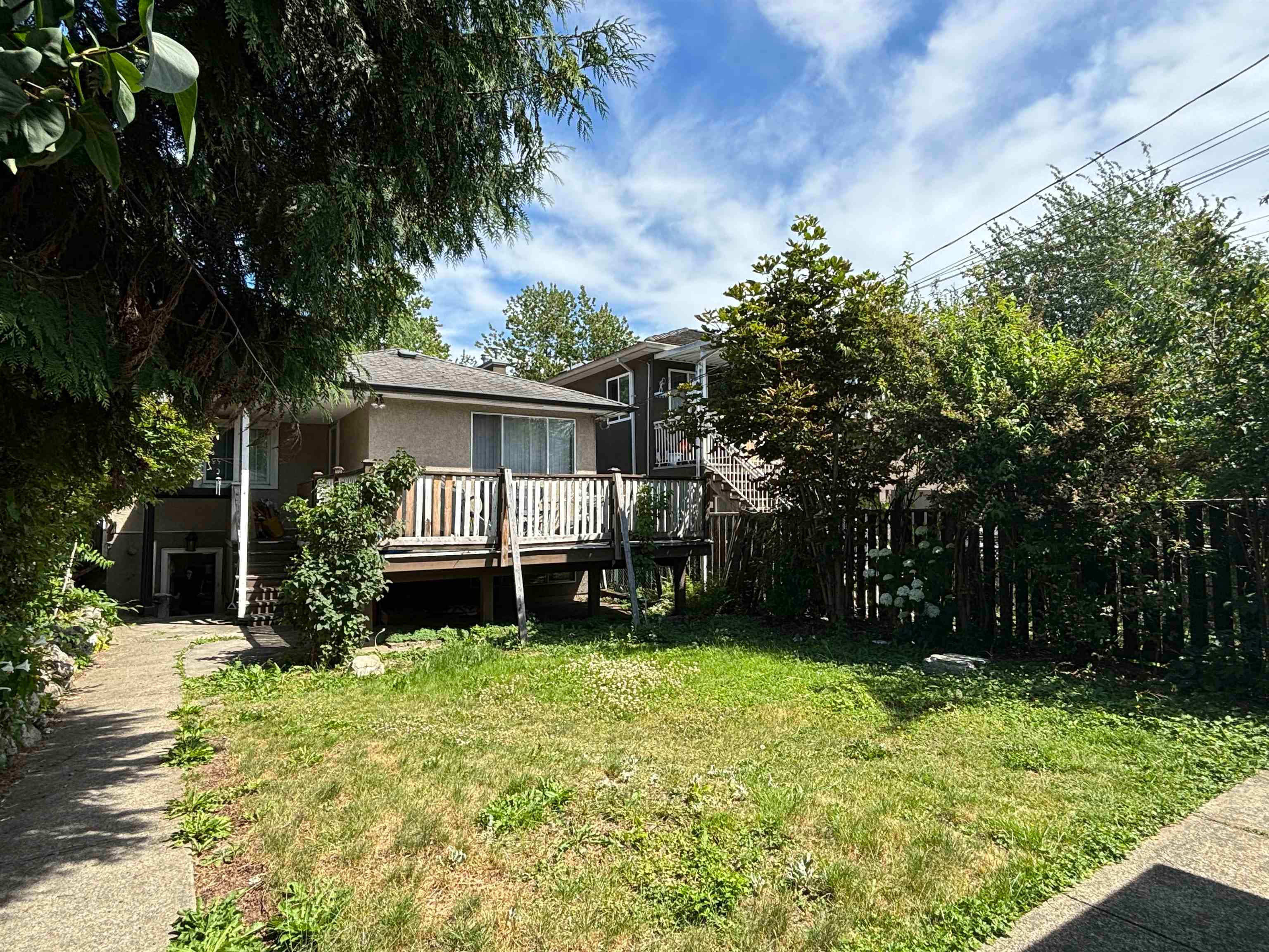 2359 Nanaimo Street, Vancouver, V5N 5E2 — photo 3