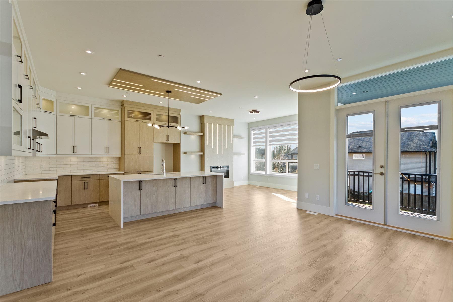 10897 Morrisette Place, Maple Ridge, V2W 1G8 — photo 5