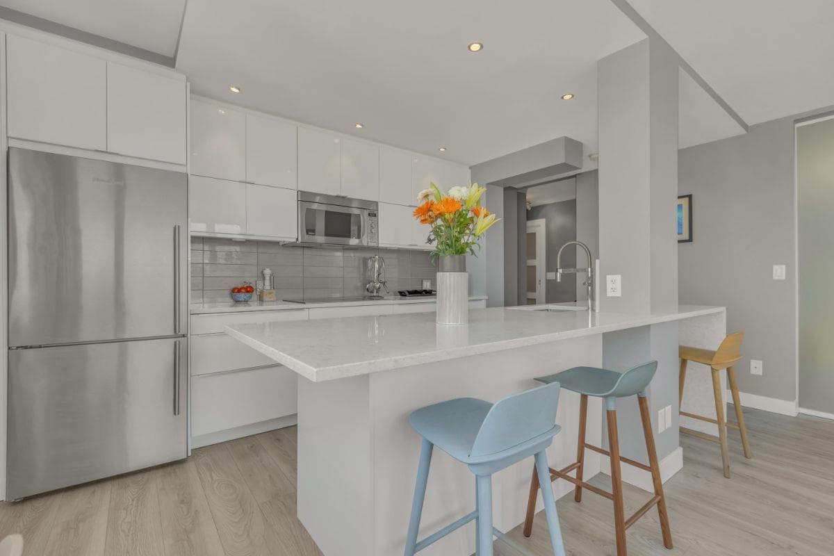1903 - 1850 Comox Street, Vancouver, V6G 1R3 — photo 1