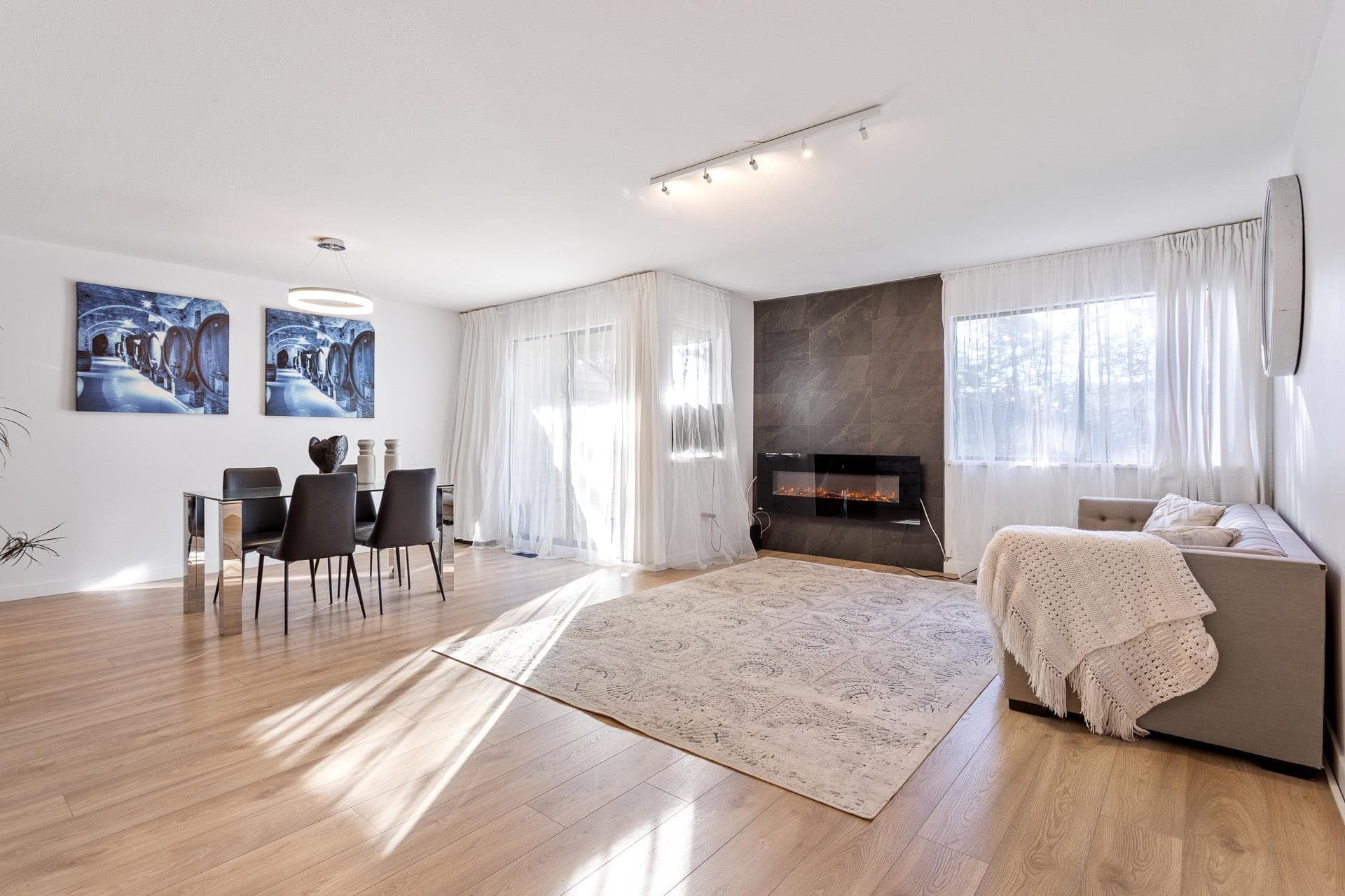 208 - 1220 Falcon Drive, Coquitlam, V3E 2E5 — photo 2