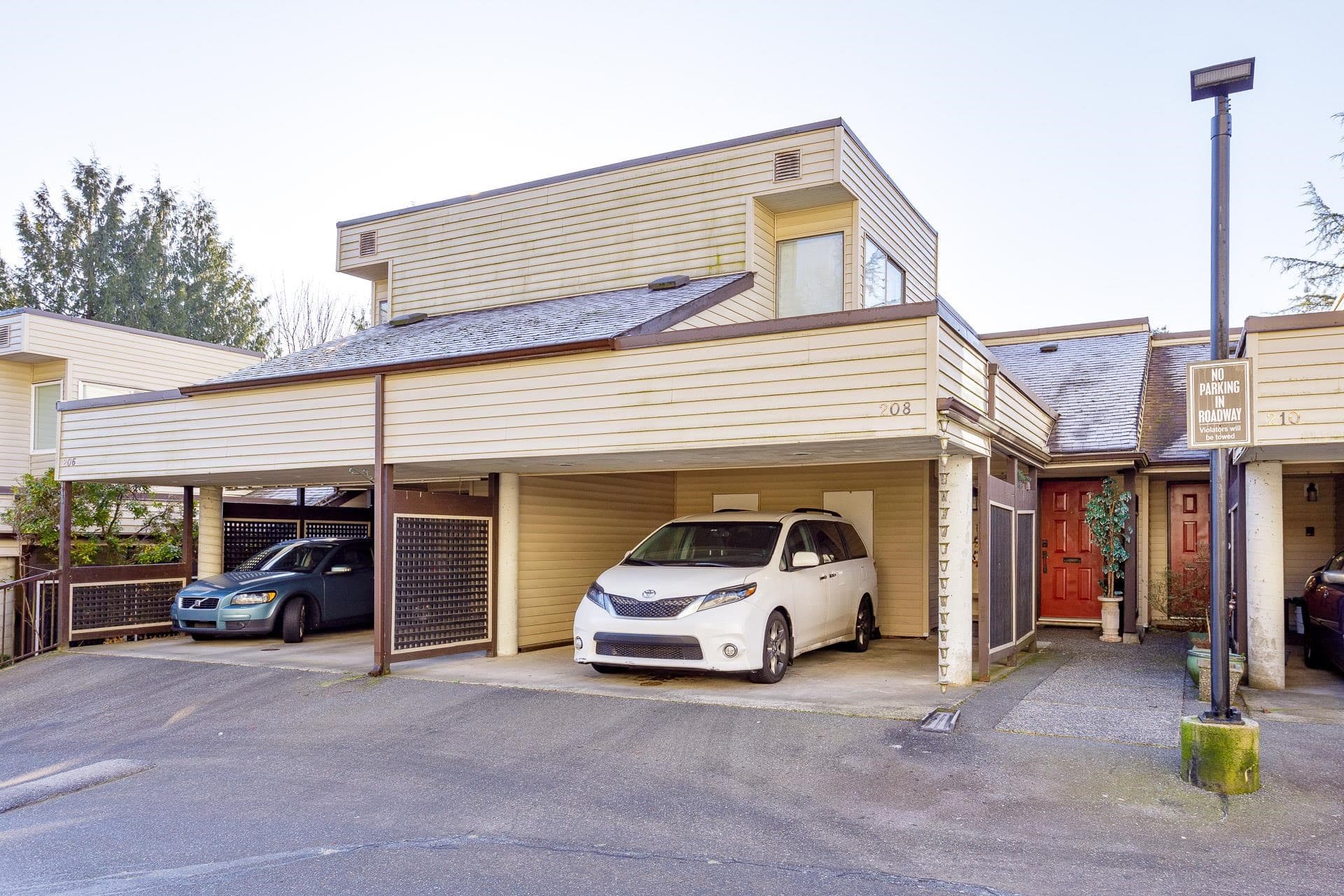 208 - 1220 Falcon Drive, Coquitlam, V3E 2E5 — photo 3