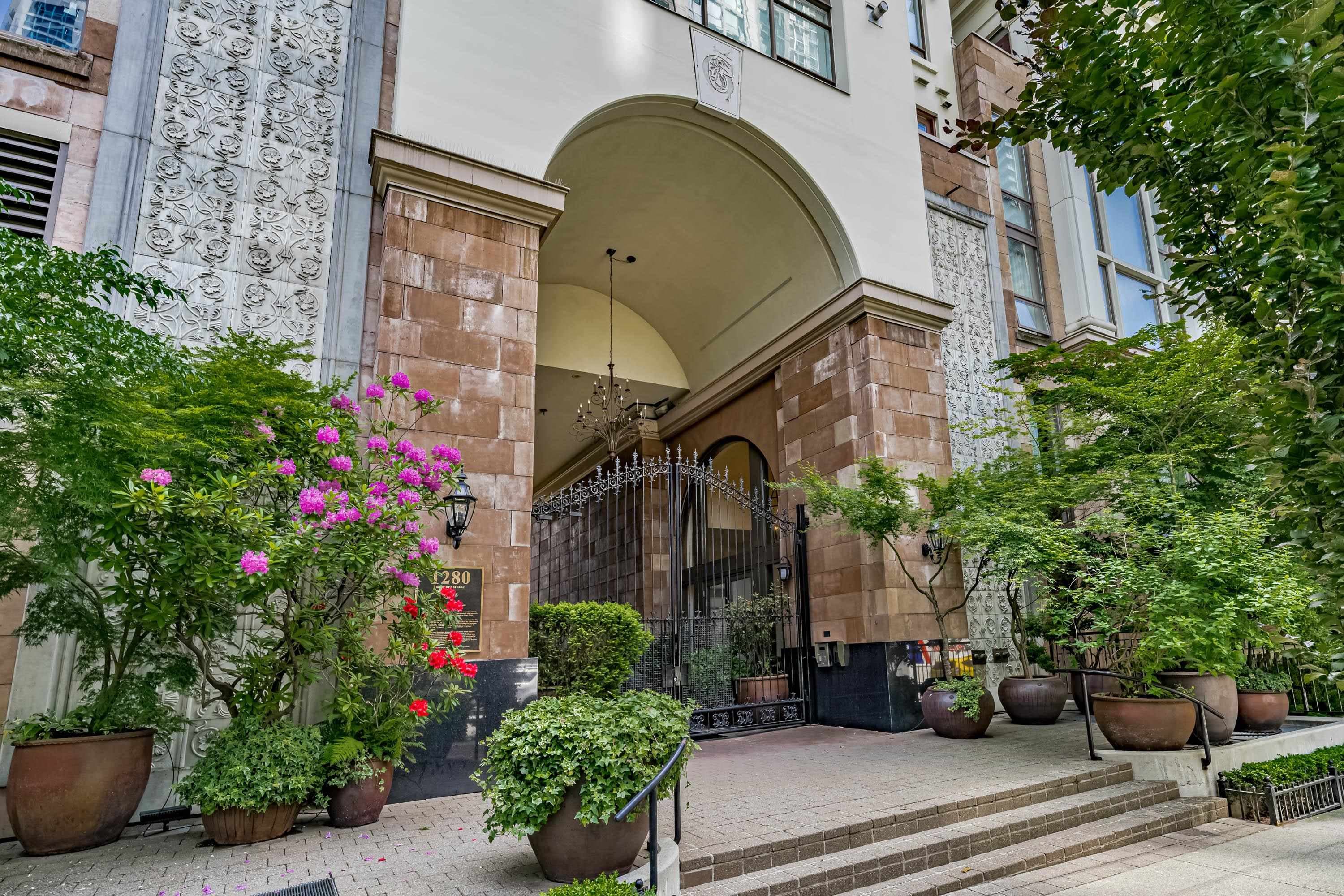 801 - 1280 Richards Street, Vancouver, V6B 1S2 — photo 4