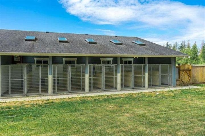 4102 Lefeuvre Road, Abbotsford, V4X 1N8 — photo 2