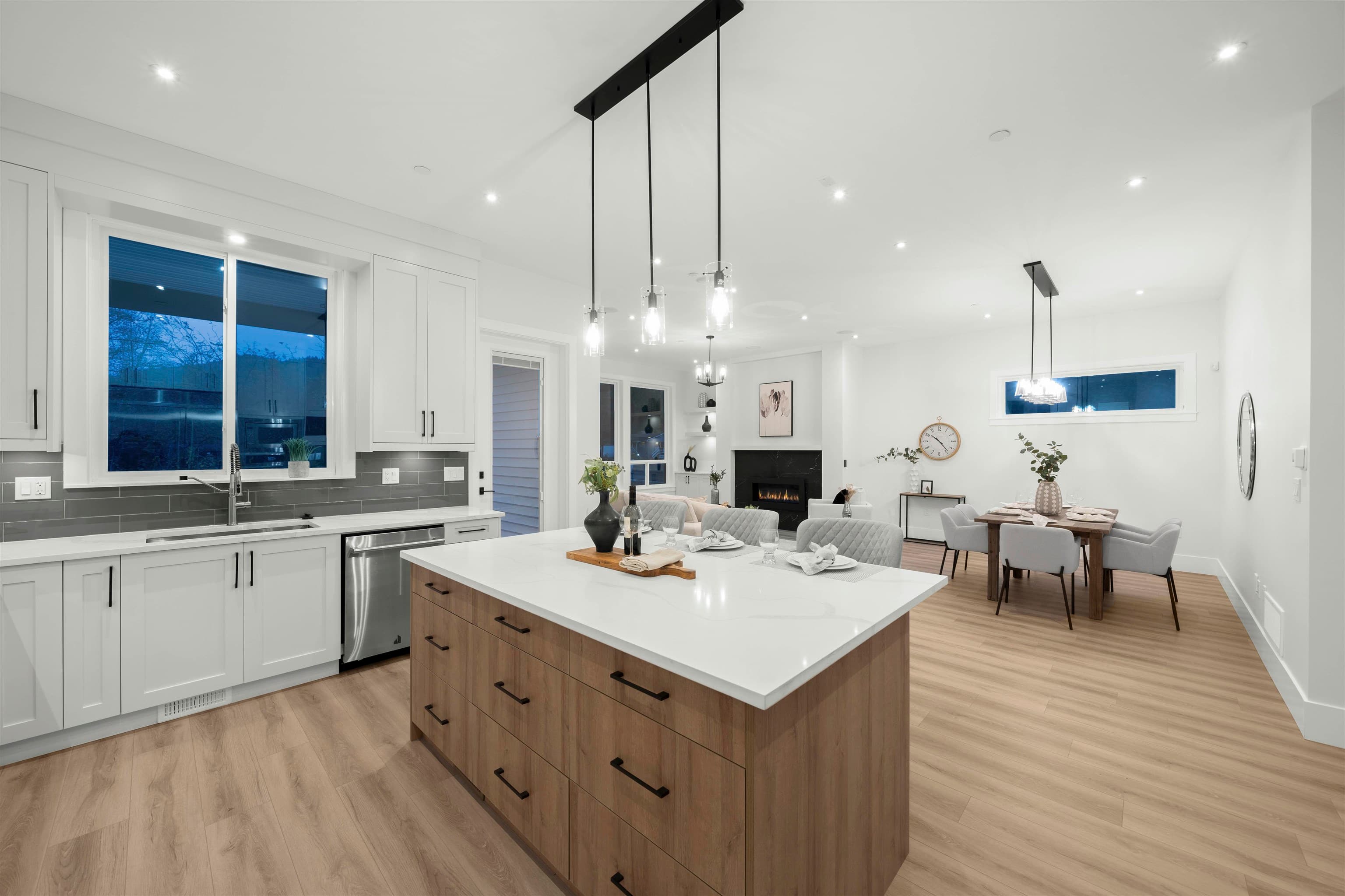 11002 243b Street, Maple Ridge, V2W 1H5 — photo 5