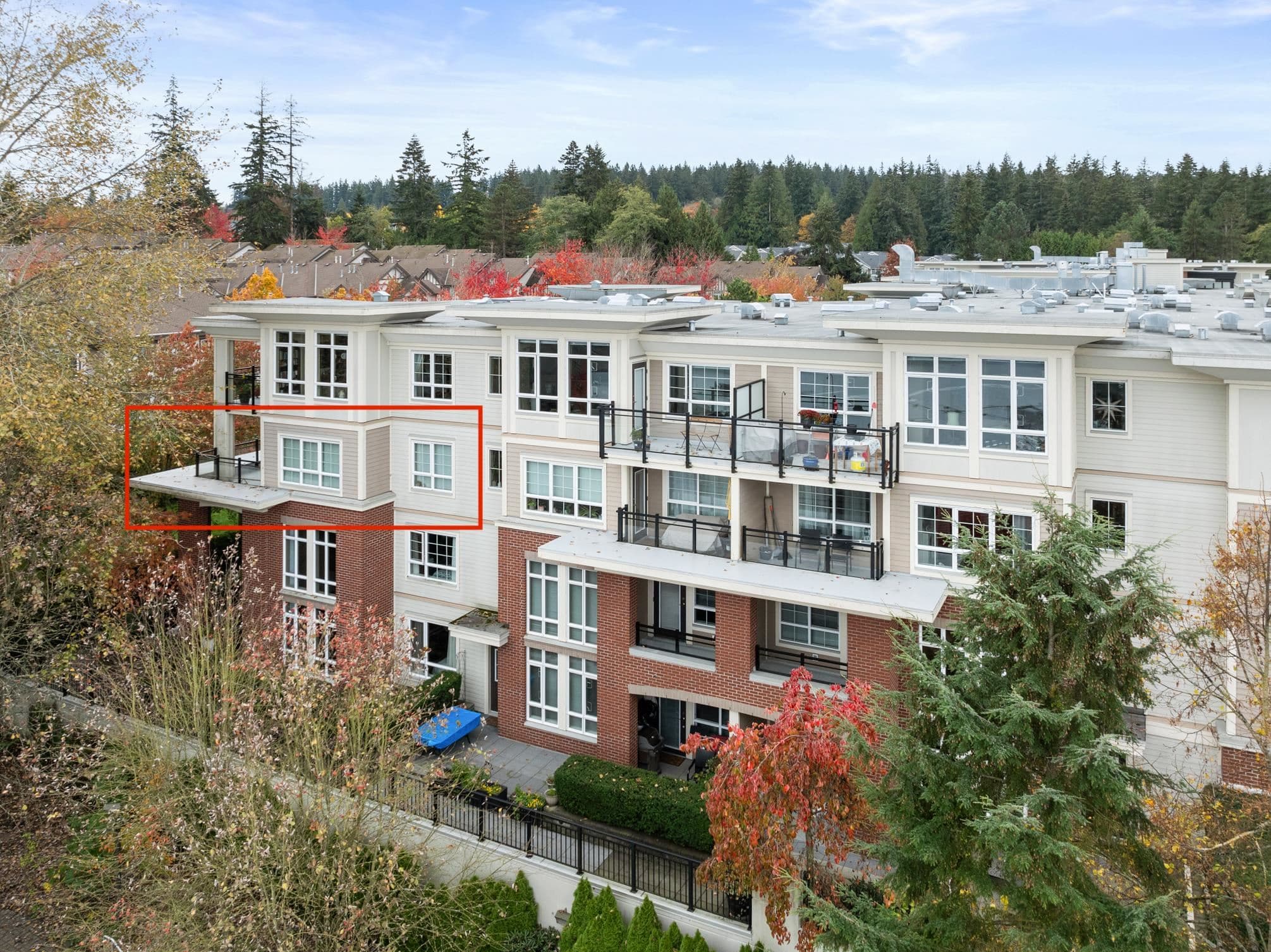 309 - 2950 King George Boulevard, Surrey, V4P 0E5 — photo 3