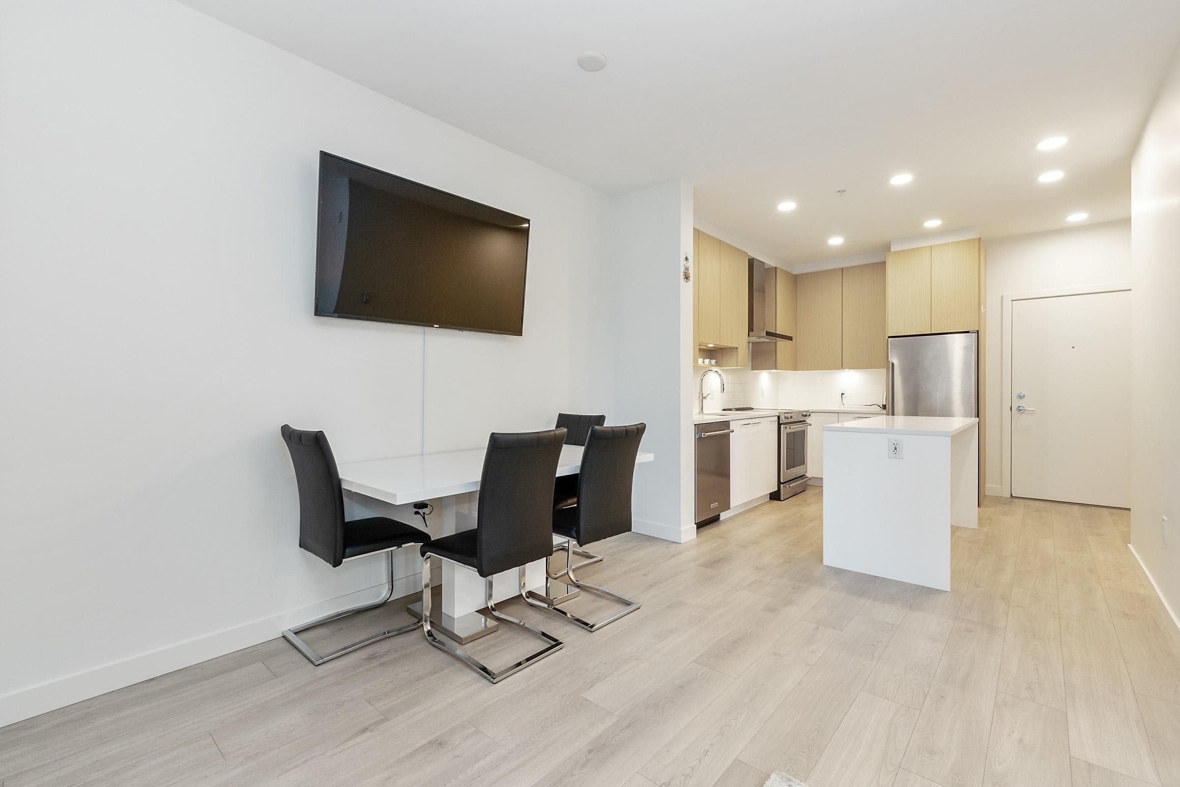 522 - 7588 16th Street, Burnaby, V3N 0H8 — photo 5