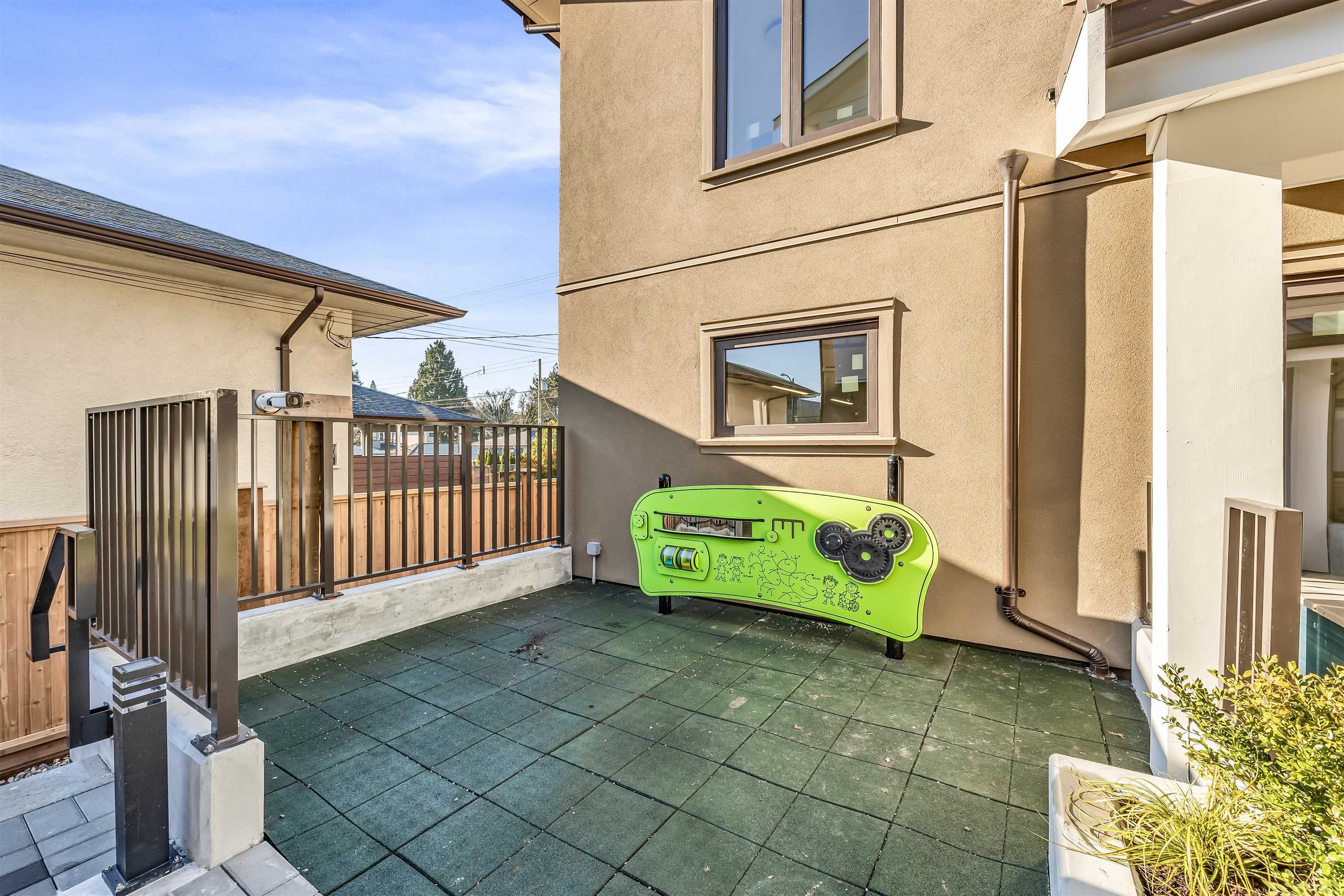 1010 W 52nd Avenue, Vancouver, V6P 1H5 — photo 2