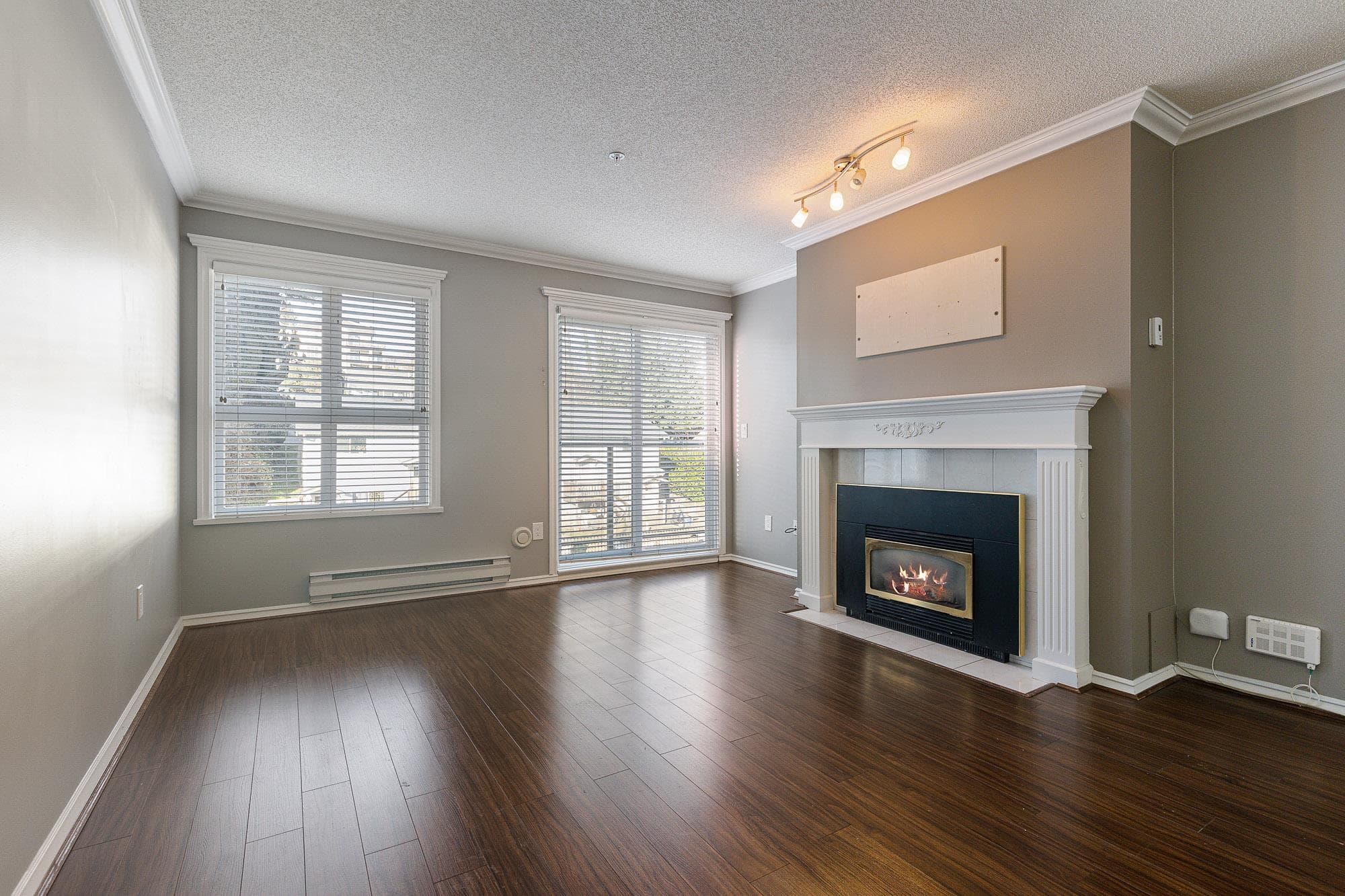 417 - 33165 2nd Avenue, Mission, V2V 6T8 — photo 2