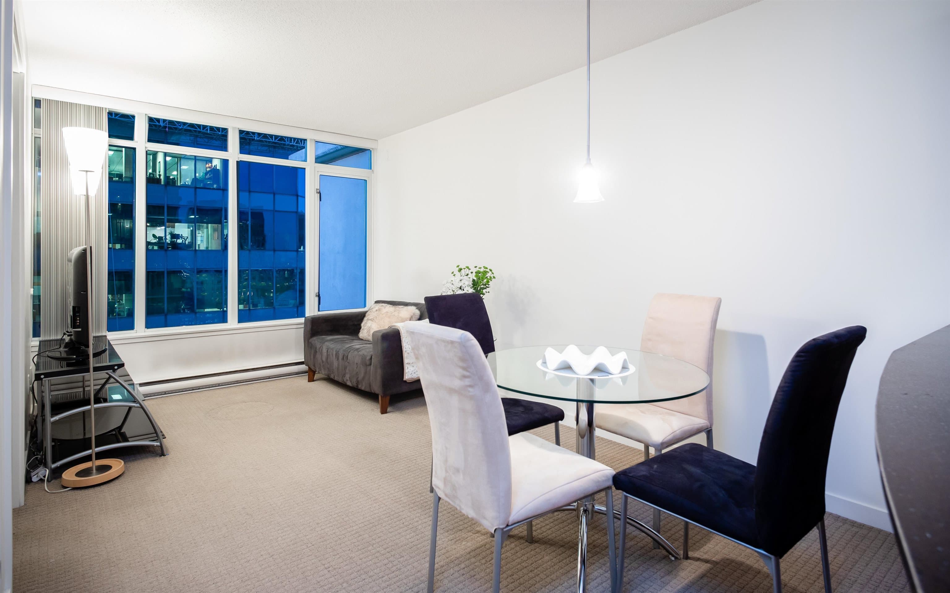1506 - 610 Granville Street, Vancouver, V6C 3T3 — photo 4