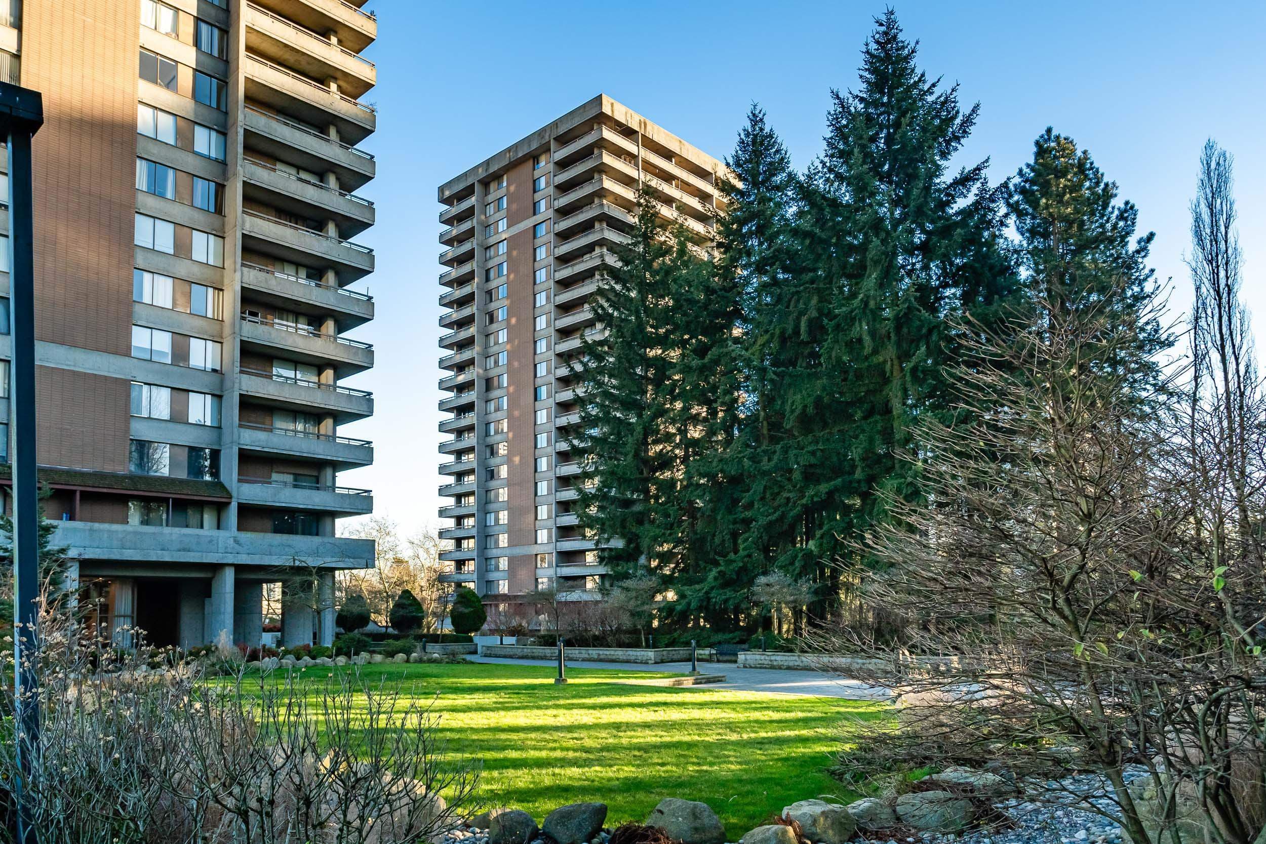2205 - 3771 Bartlett Court, Burnaby, V3J 7G8 — photo 1