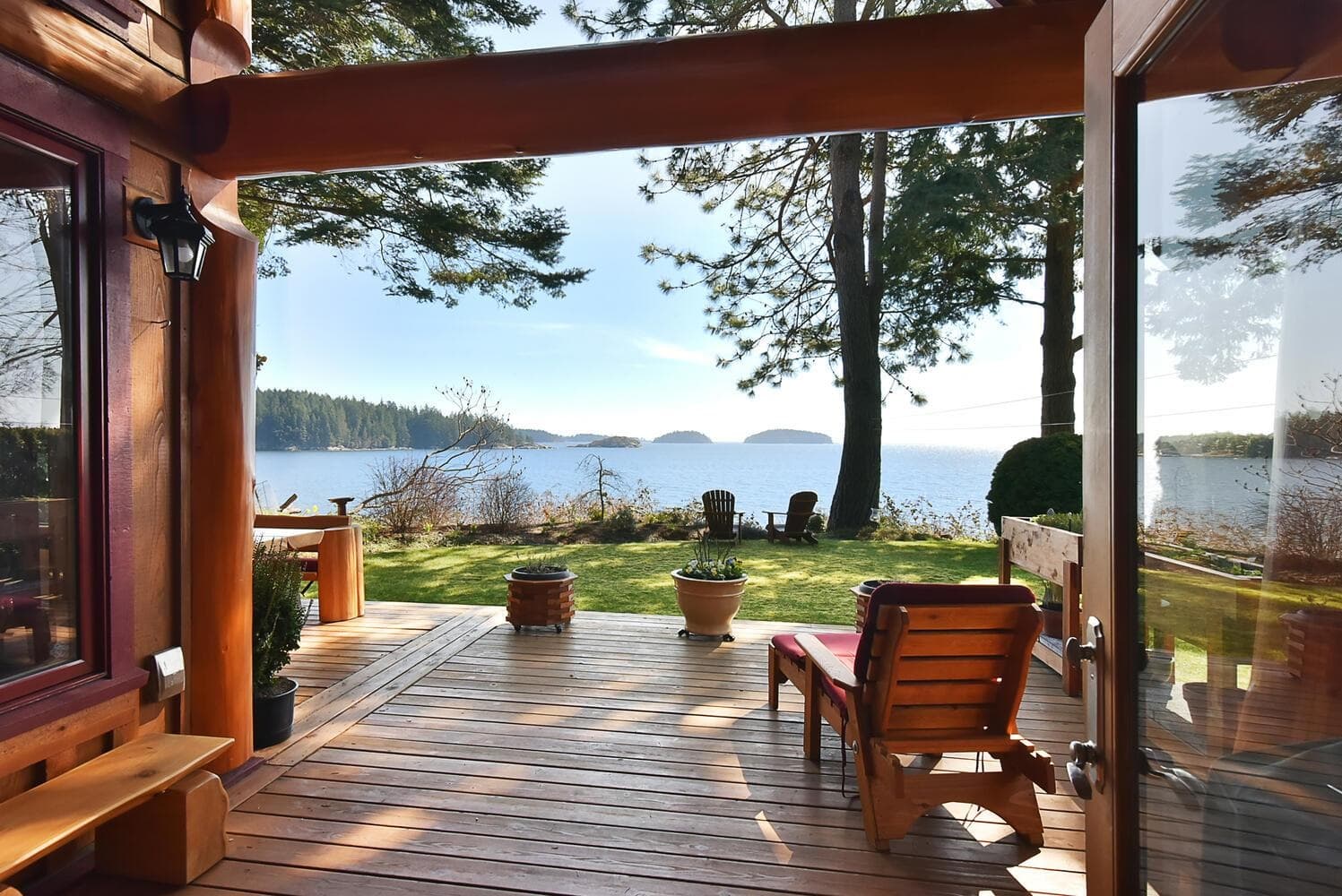 667 Franklin Road, Gibsons, V0N 1V8 — photo 1