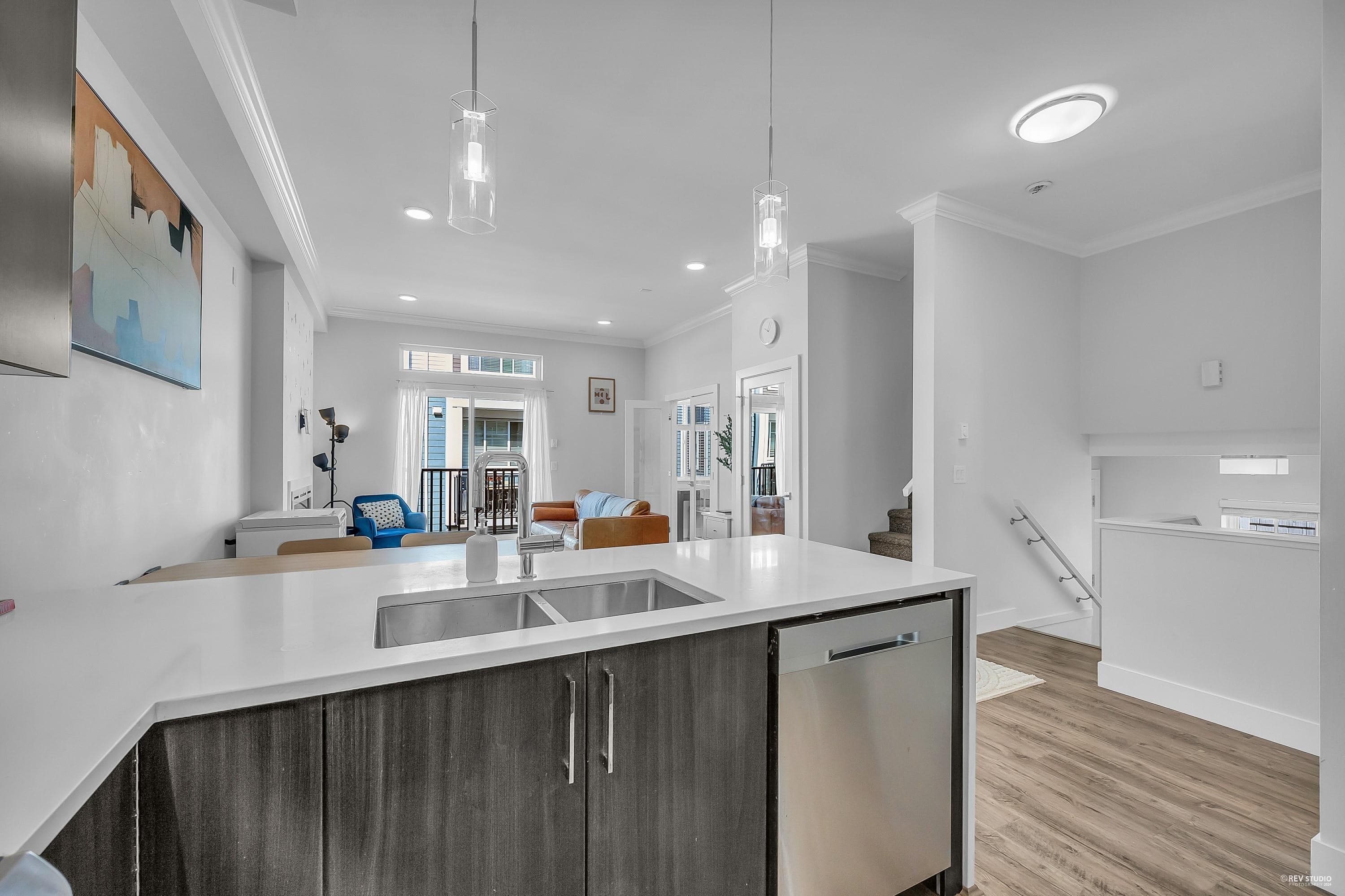 29 - 2528 156 Street, Surrey, V4P 0E7 — photo 4