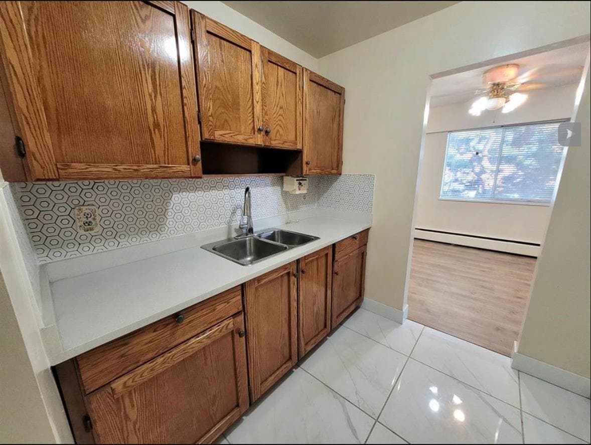 327A - 8635 120 Street, Delta, V4C 6R5 — photo 5