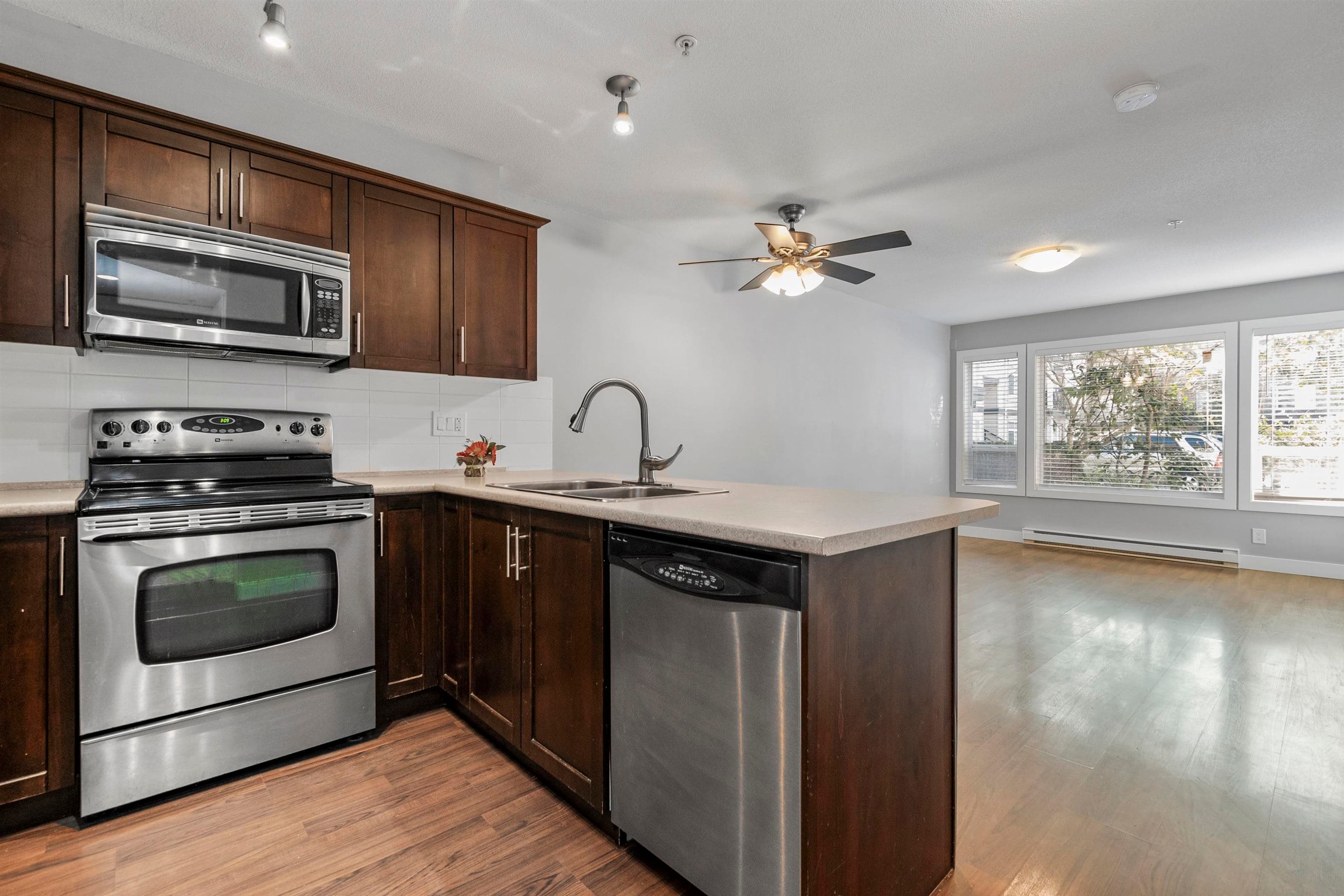 103 - 46289 Yale Road, Chilliwack, V2P 0B9 — photo 2