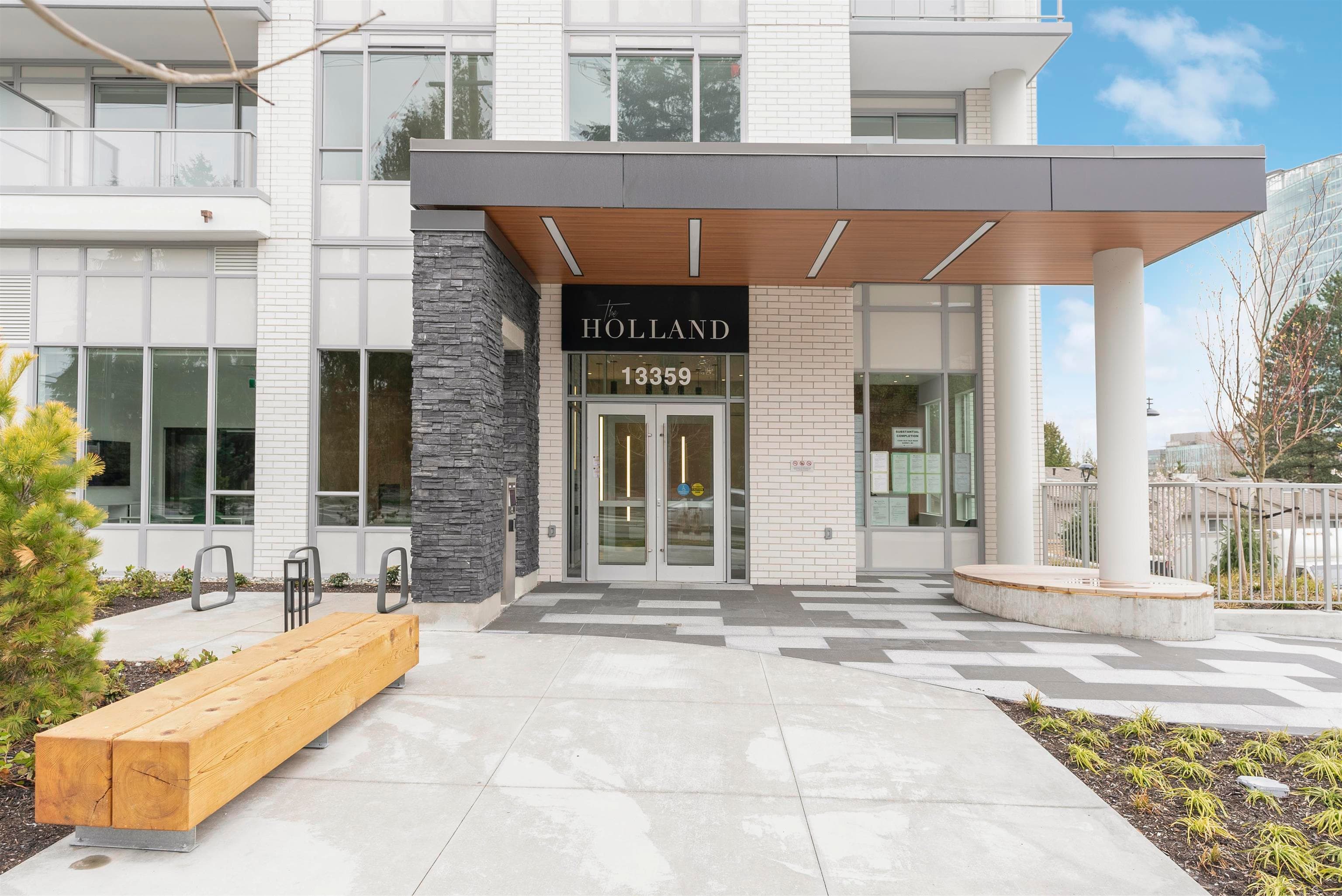 302 - 13359 Old Yale Road, Surrey, V3T 0S4 — photo 4
