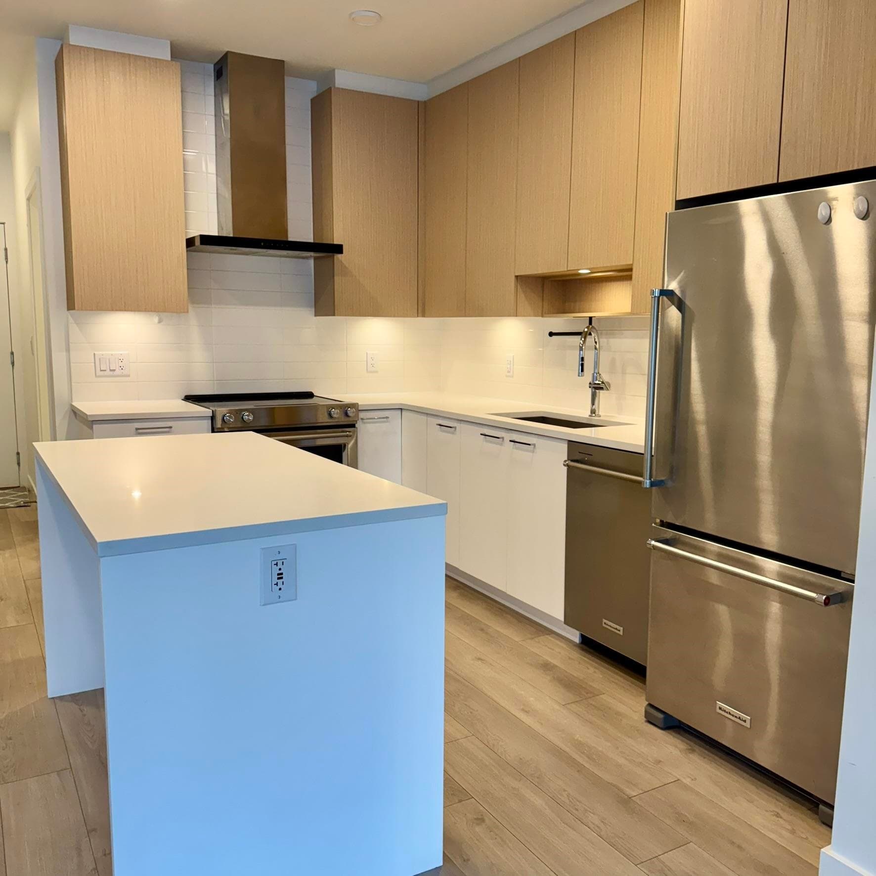 506 - 7588 16th Street, Burnaby, V3N 0H8 — photo 3