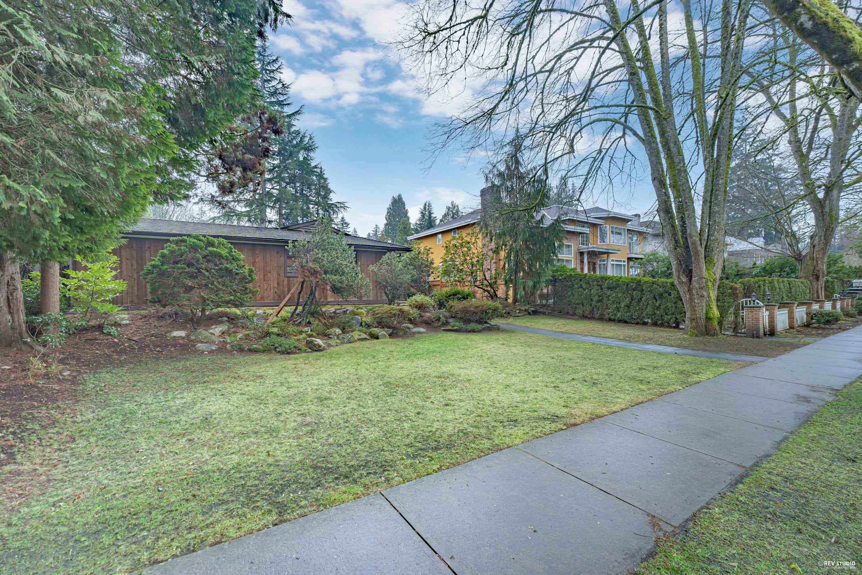 1736 W 37th Avenue, Vancouver, V6M 1N1 — photo 2