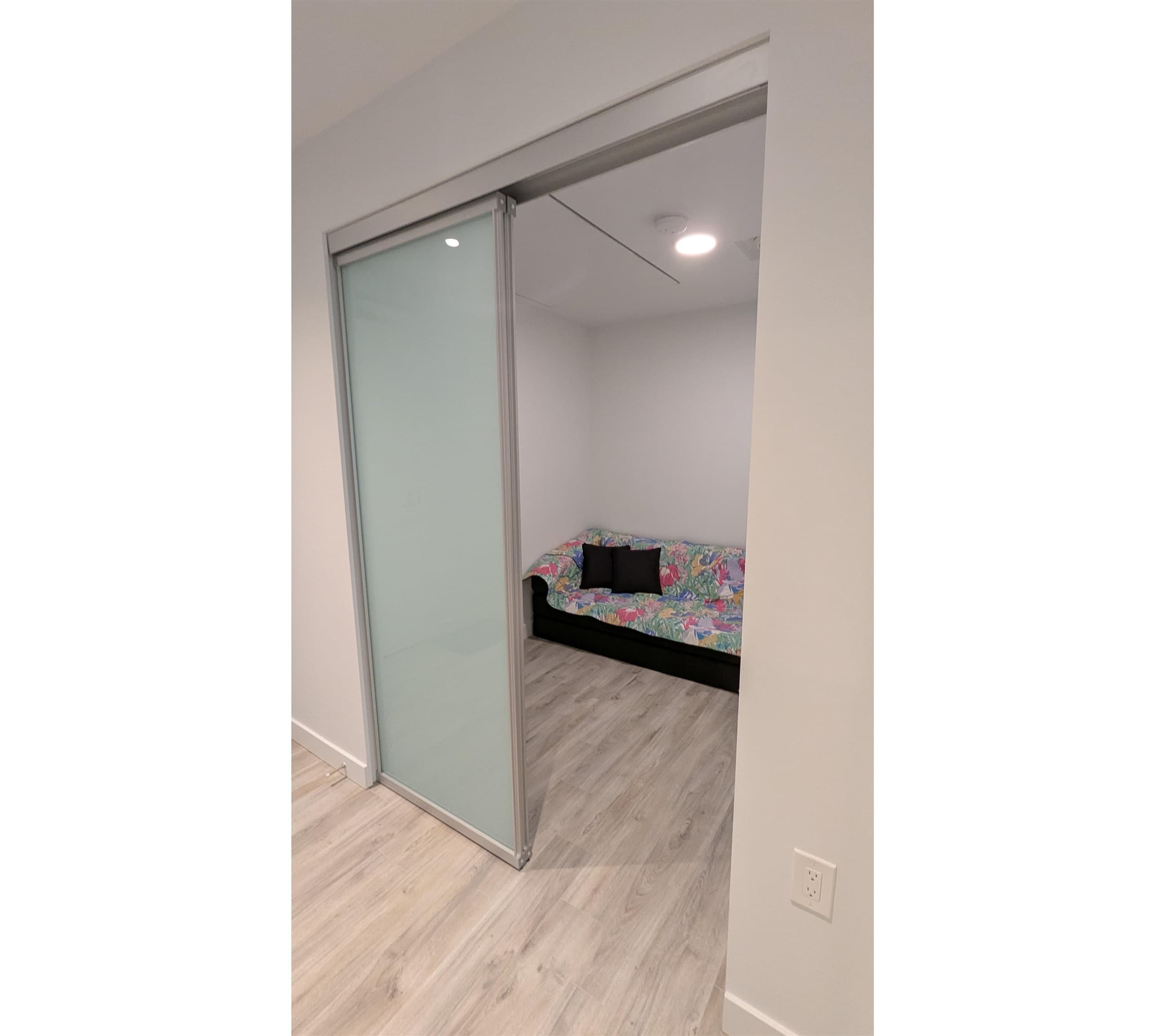 802 - 2288 Alpha Avenue, Burnaby, V5C 0L9 — photo 4