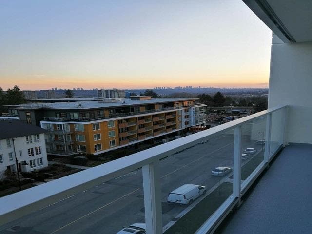 610 - 525 Foster Avenue, Coquitlam, V3J 0H6 — photo 5