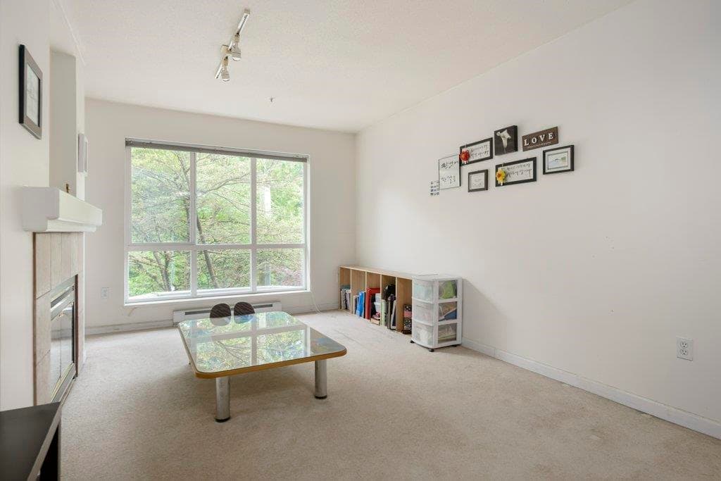 310 - 9979 140 Street, Surrey, V3T 5W2 — photo 3