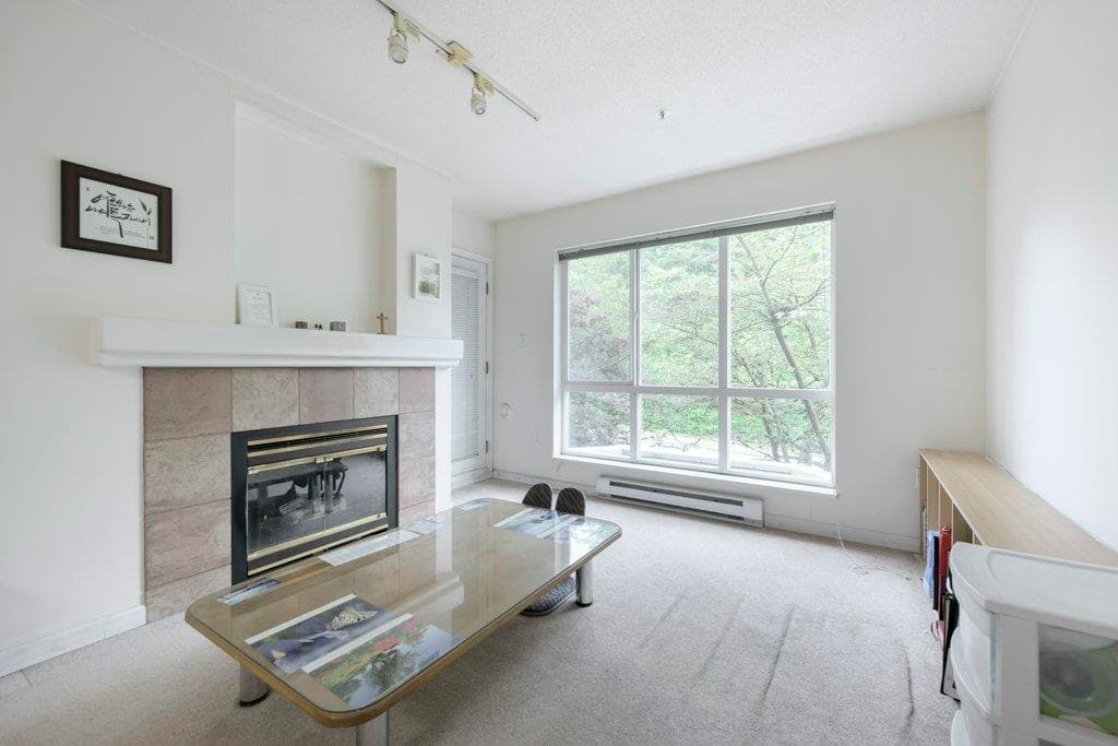 310 - 9979 140 Street, Surrey, V3T 5W2 — photo 1