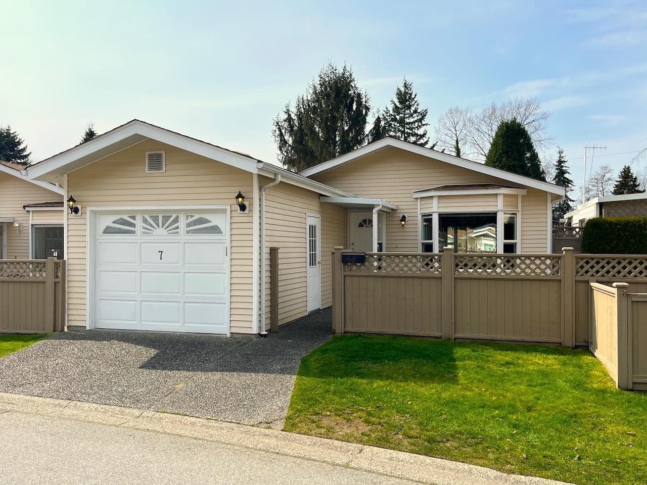 7 - 1400 164 Street, Surrey, V4A 8T4 — photo 1