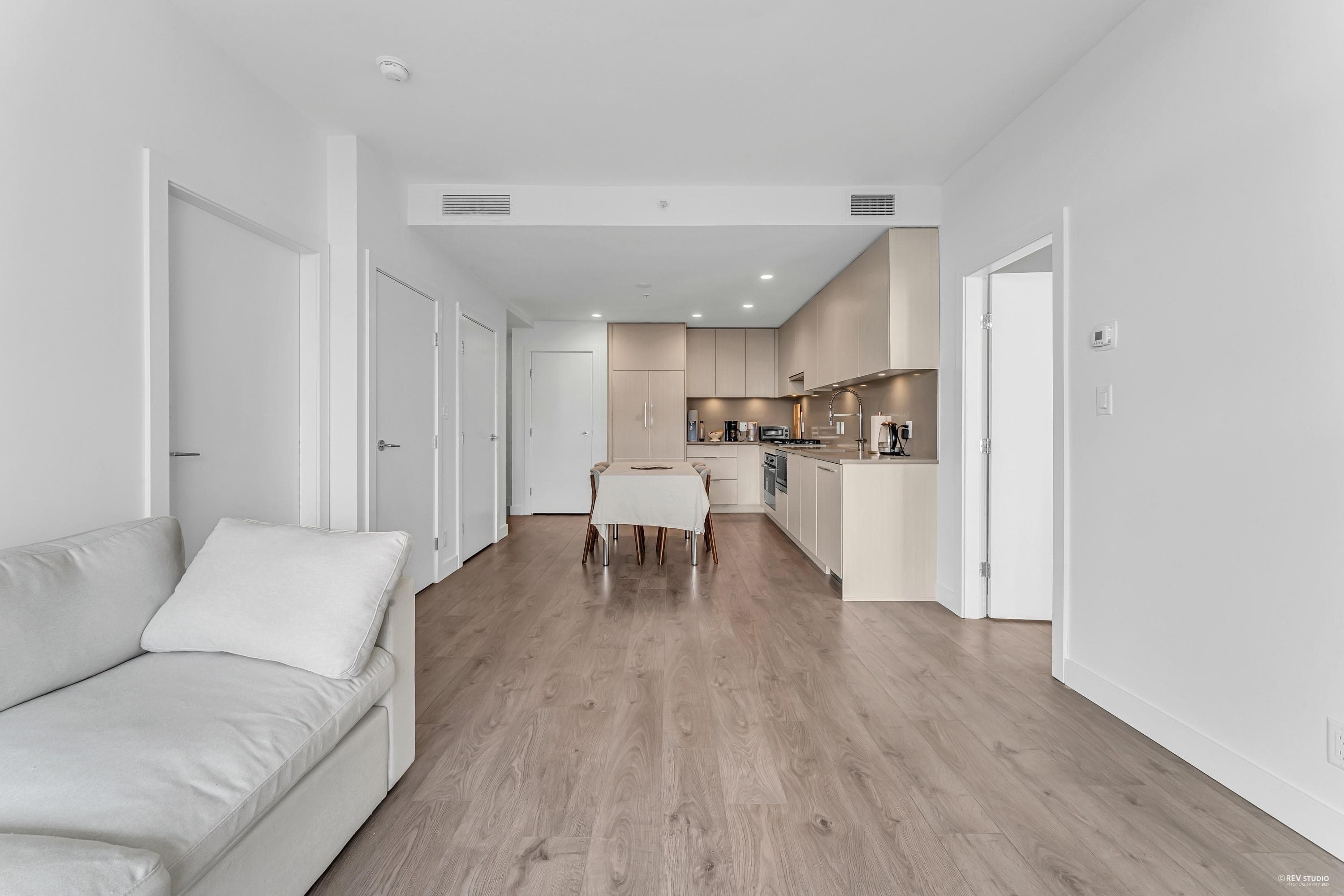 1704 - 4465 Juneau Street, Burnaby, V5C 0L8 — photo 4