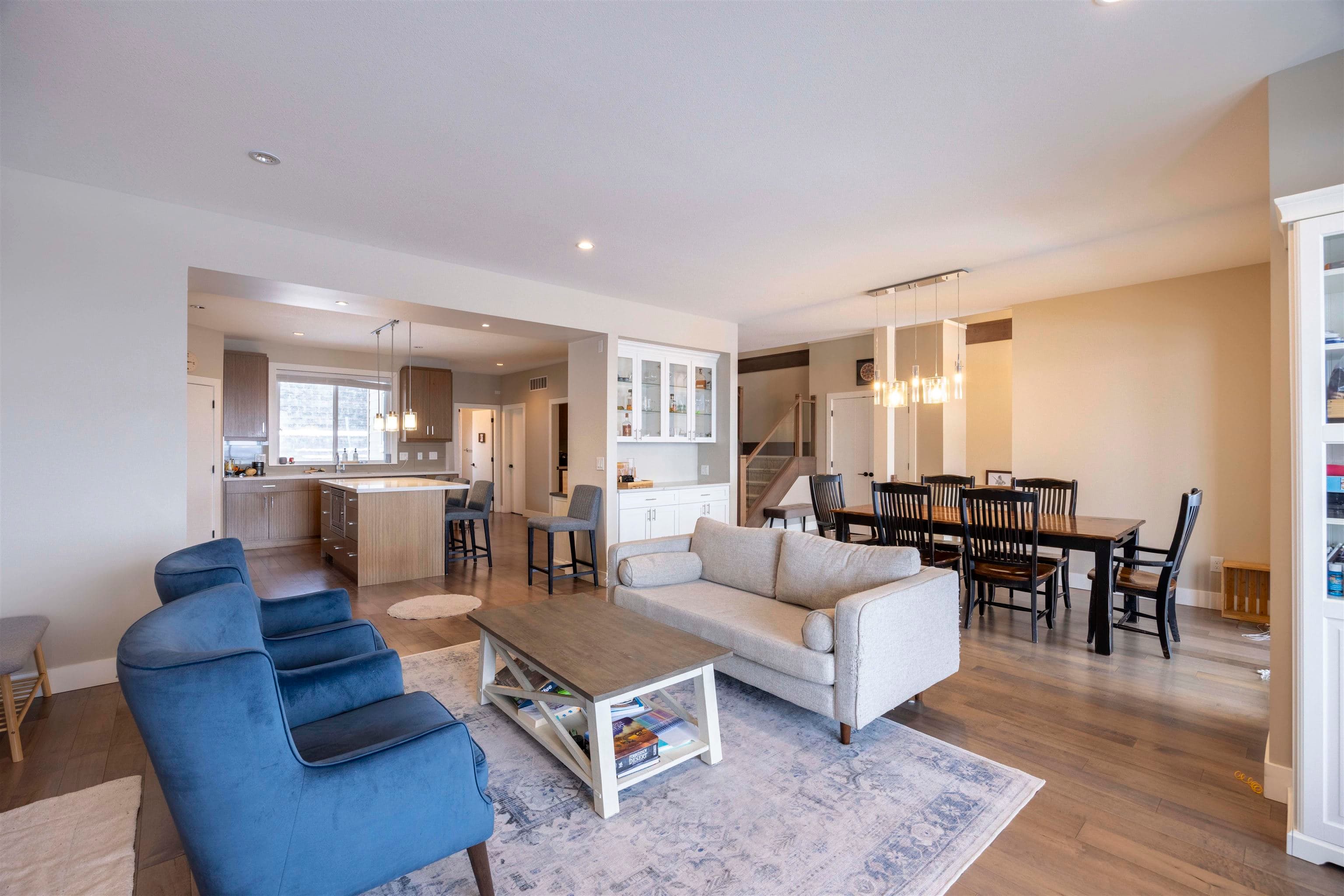 3501 Sheffield Avenue, Coquitlam, V3E 0K2 — photo 3