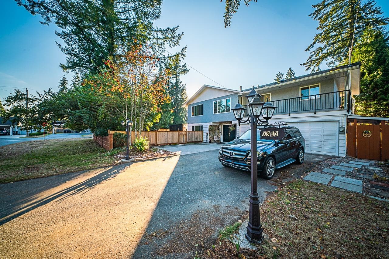 3863 203b Street, Langley, V3A 4X1 — photo 4