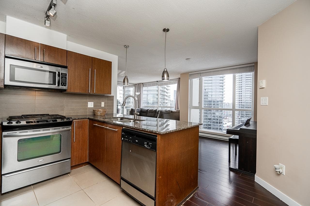 1902 - 4888 Brentwood Drive, Burnaby, V5C 0C6 — photo 4