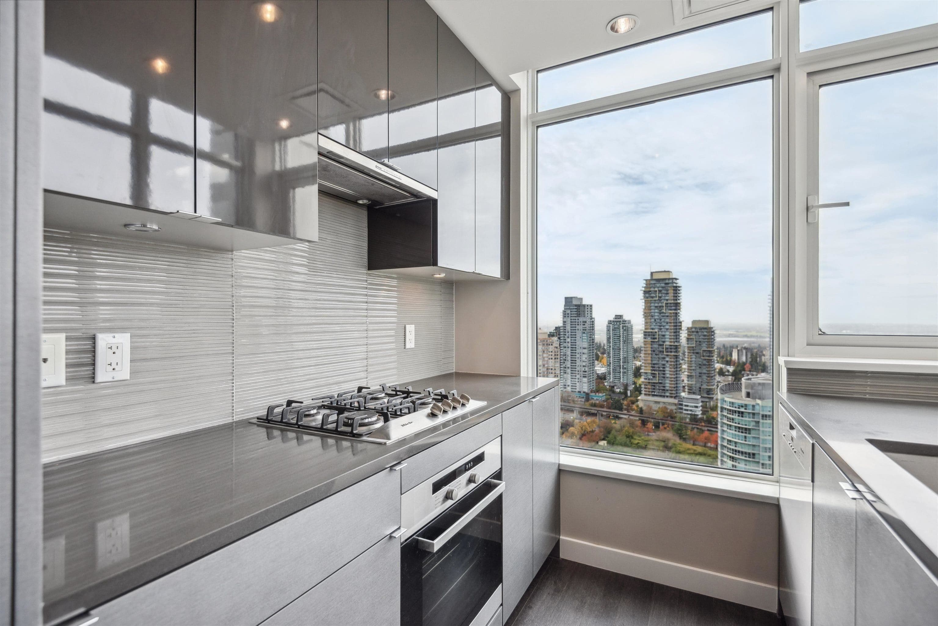 3205 - 4508 Hazel Street, Burnaby, V5H 0E4 — photo 4