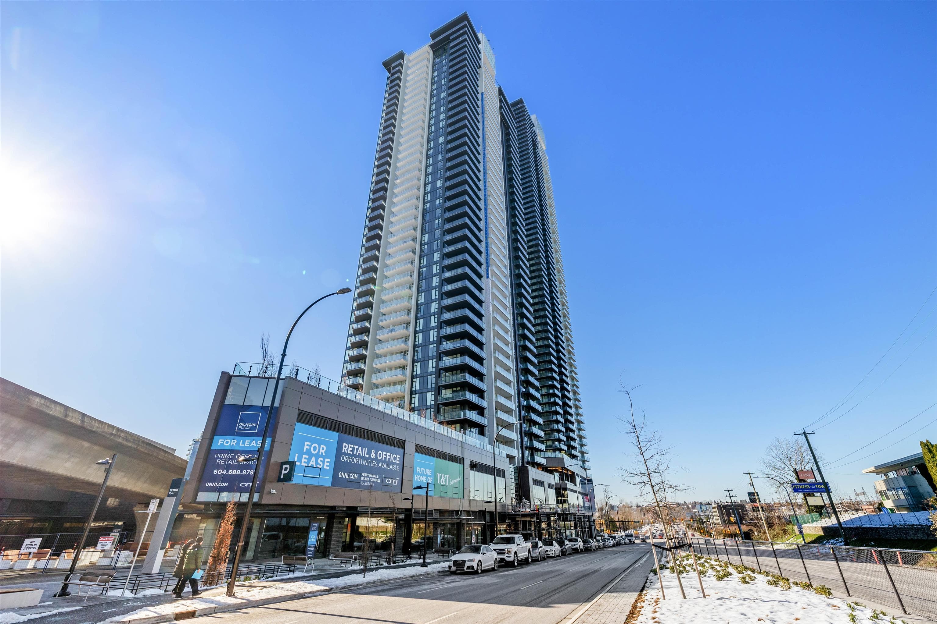 1106 - 4168 Lougheed Highway, Burnaby, V5C 0N9 — photo 1