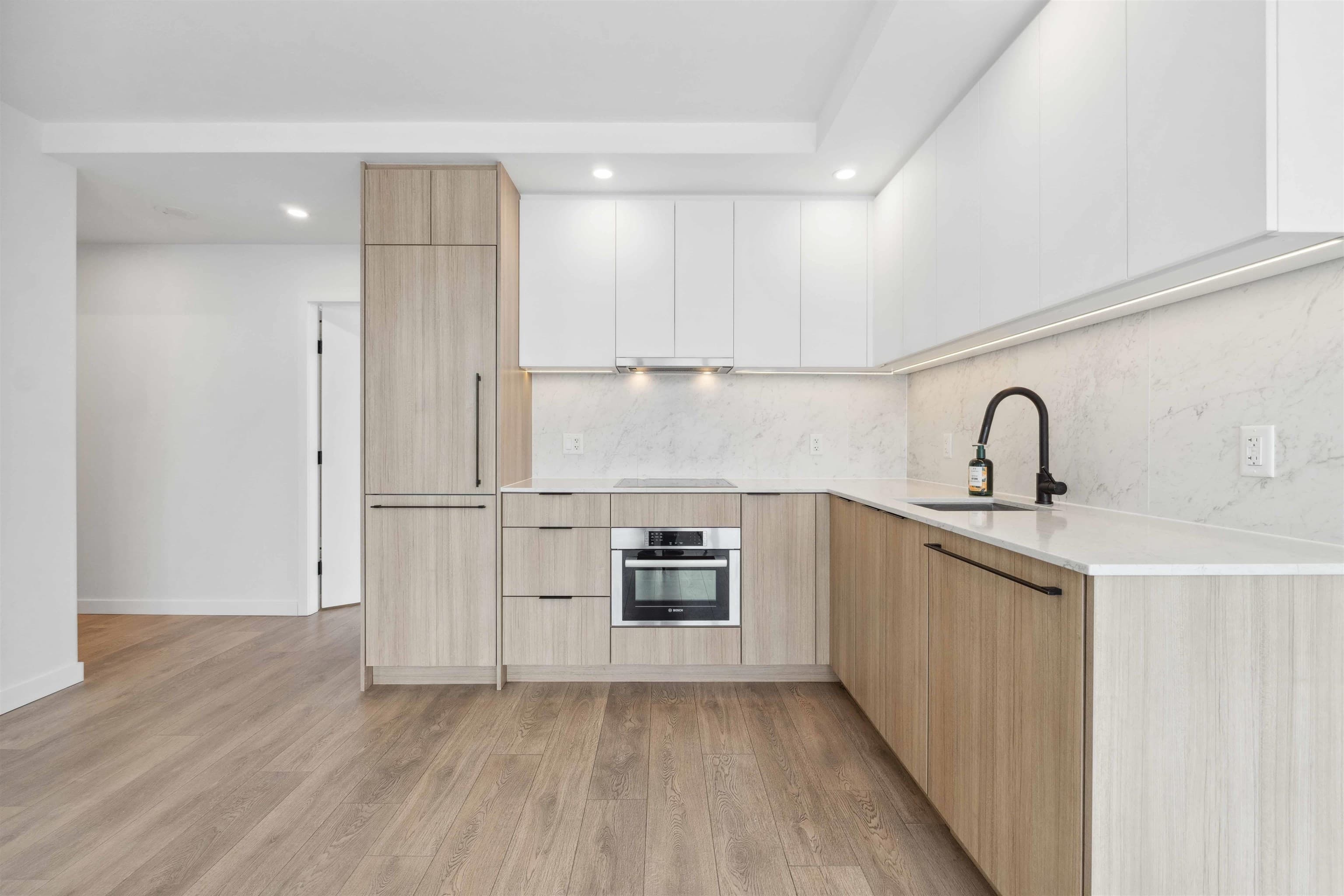 1411 - 13685 102 Avenue, Surrey, V3T 0S2 — photo 4