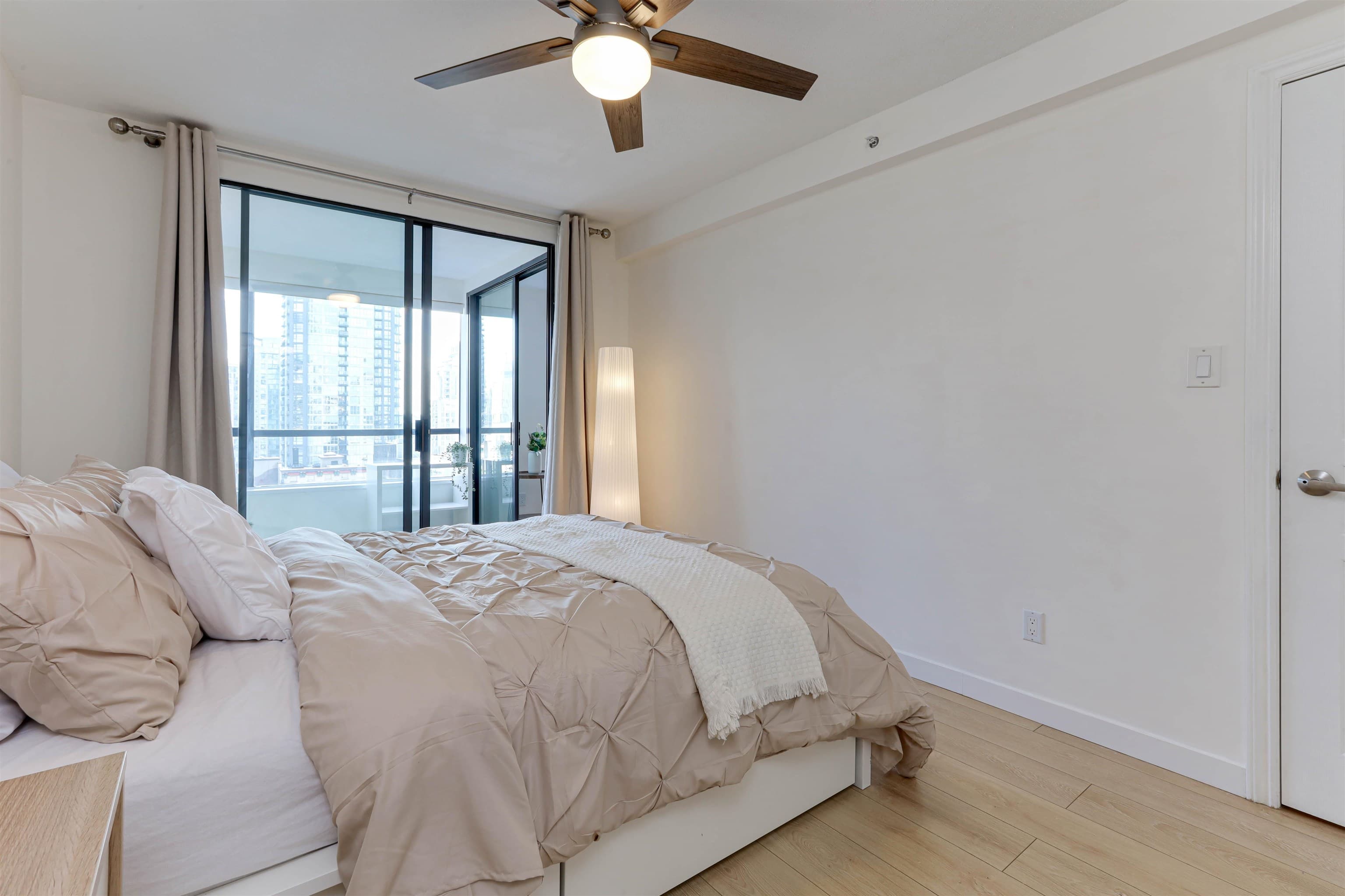 1105 - 1189 Howe Street, Vancouver, V6Z 2X4 — photo 2