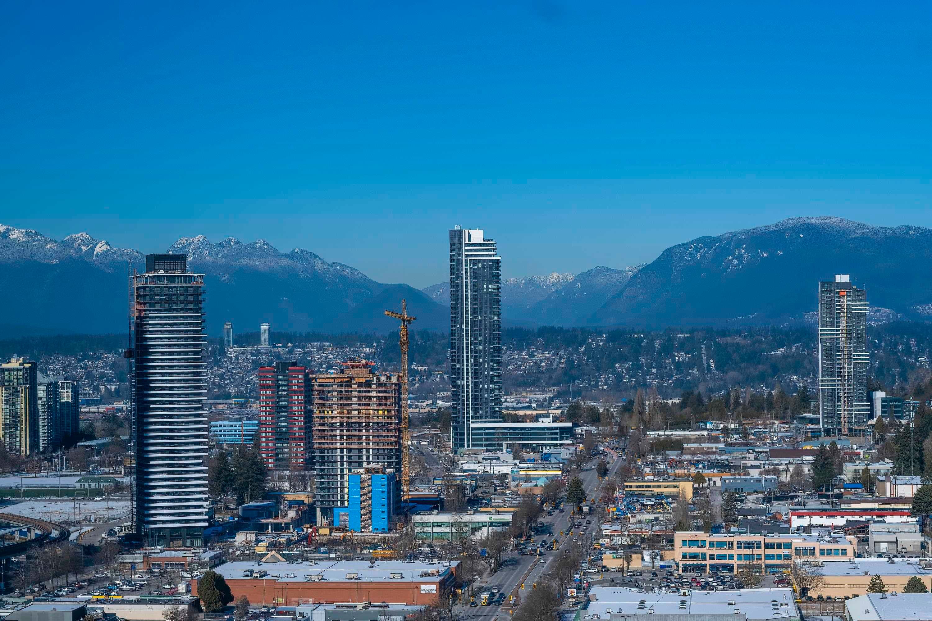 3205 - 13618 100 Avenue, Surrey, V3T 0A8 — photo 3