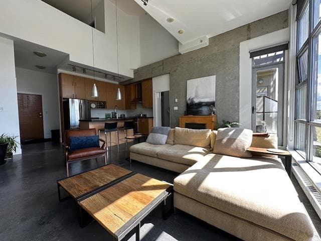 603 - 2635 Prince Edward Street, Vancouver, V5T 4V7 — photo 2