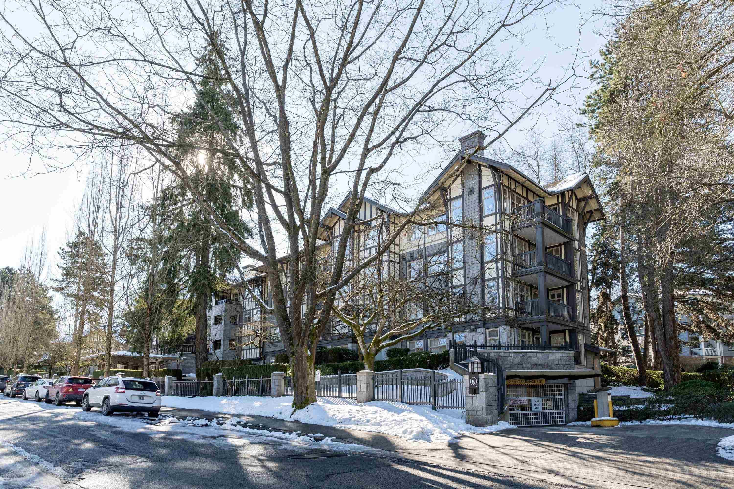 301 - 4885 Valley Drive, Vancouver, V6J 5M7 — photo 2