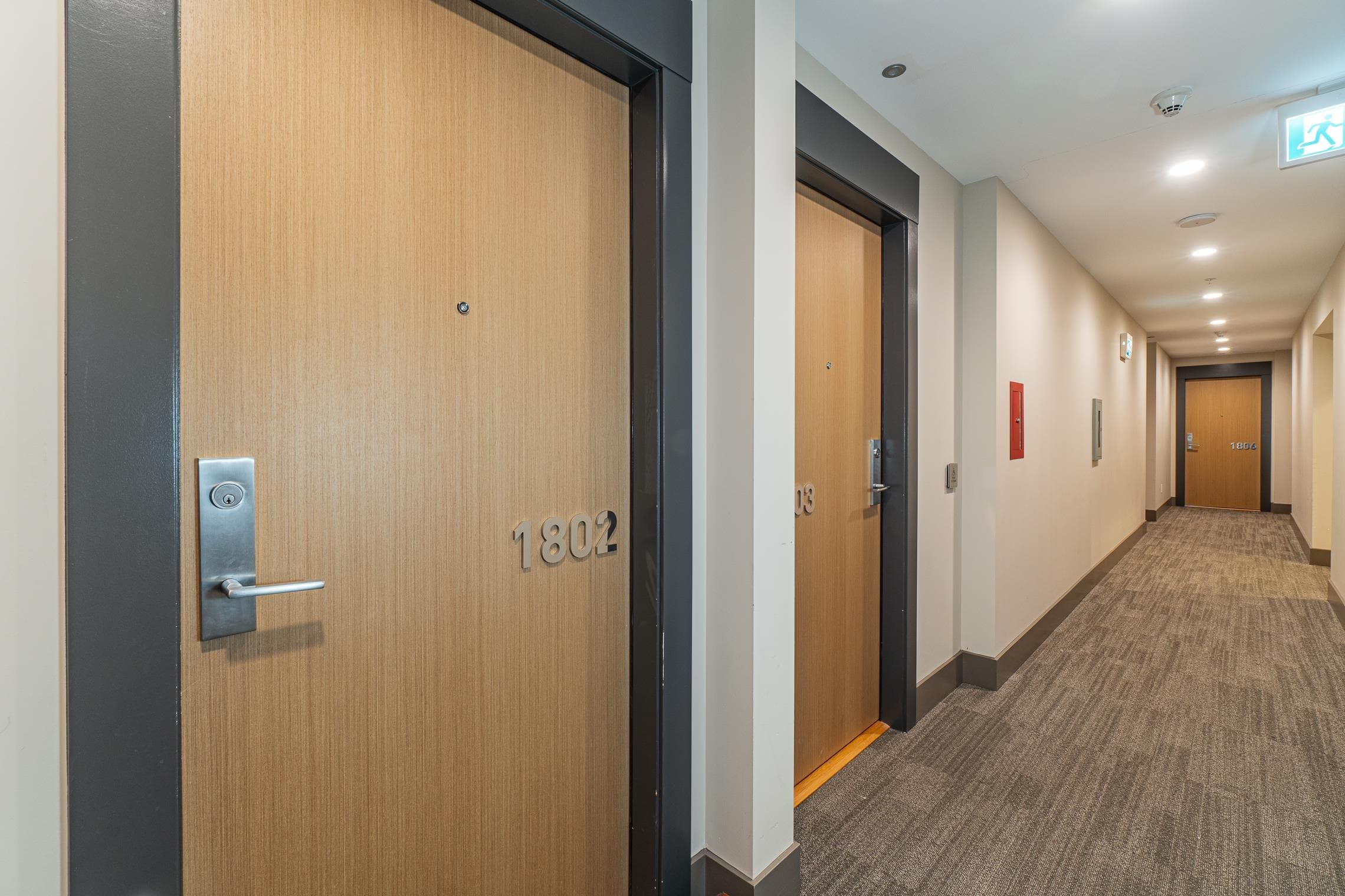 1802 - 4670 Assembly Way, Burnaby, V5H 0H3 — photo 4