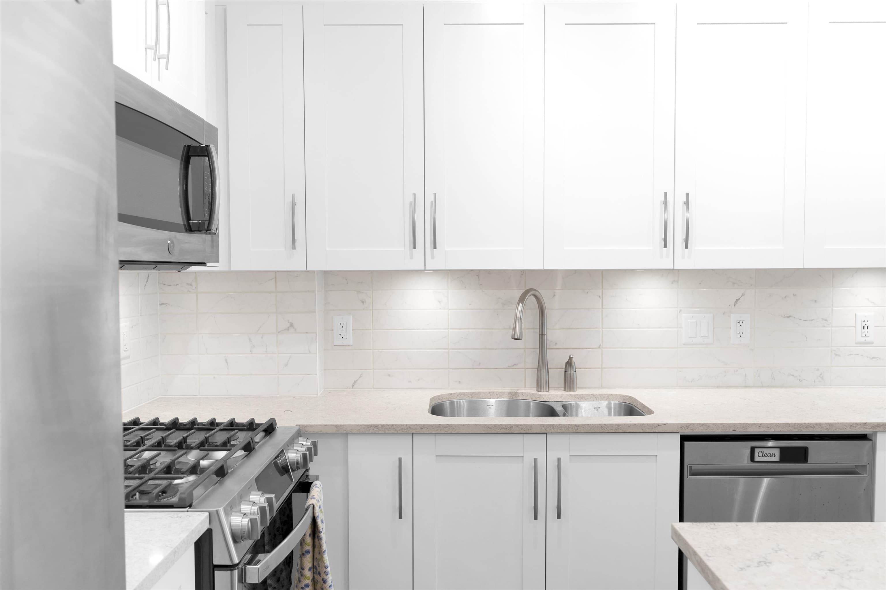4 - 11077 Ravine Road, Surrey, V3T 0R7 — photo 3