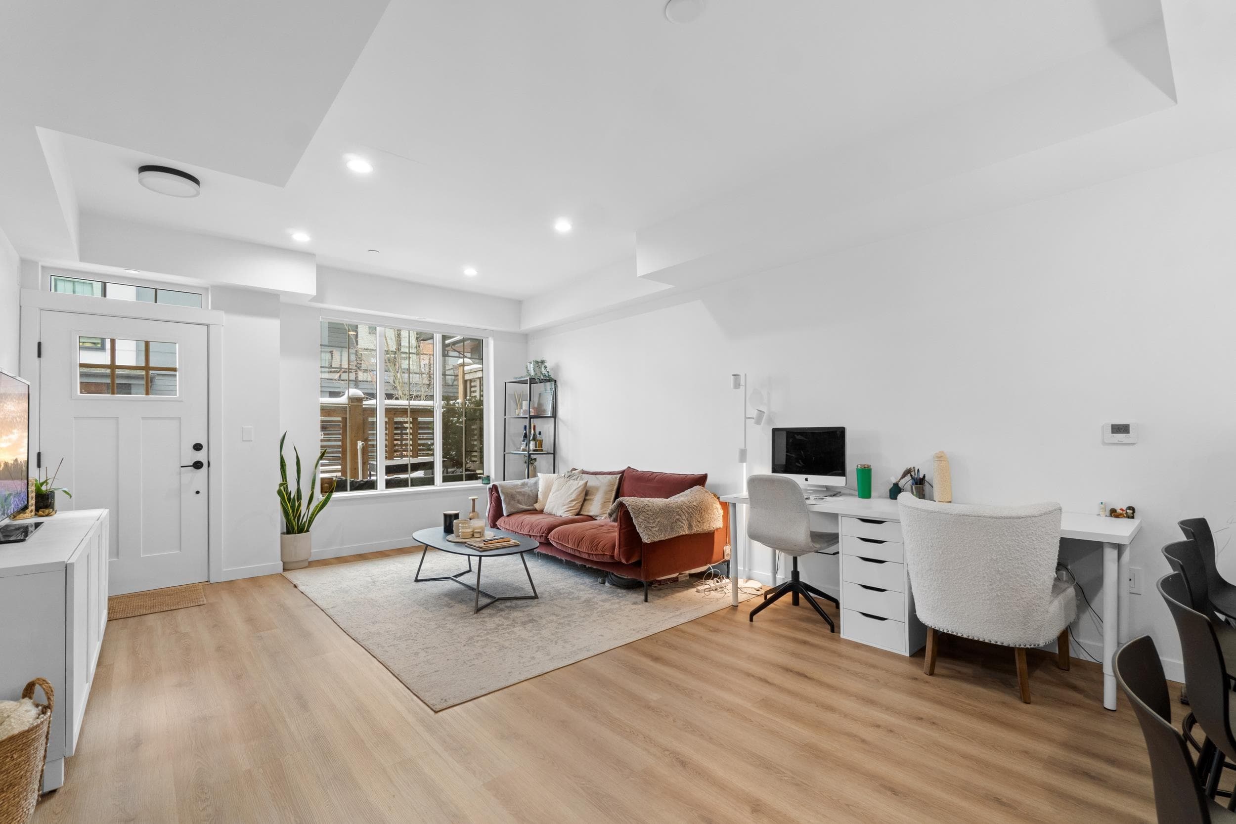 5 - 237 Ridgeway Avenue, North Vancouver, V7L 0H6 — photo 3