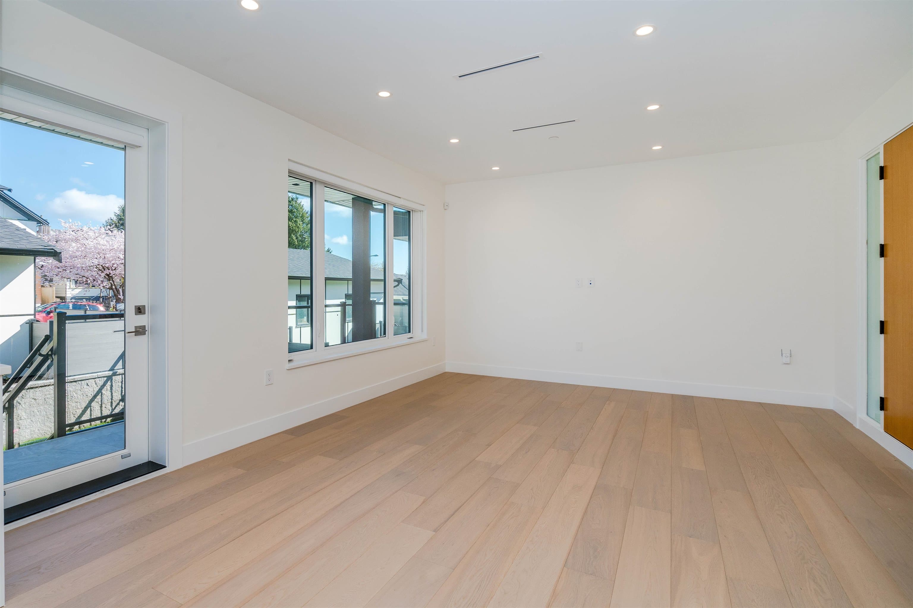8182 Cartier Street, Vancouver, V6P 4T5 — photo 4
