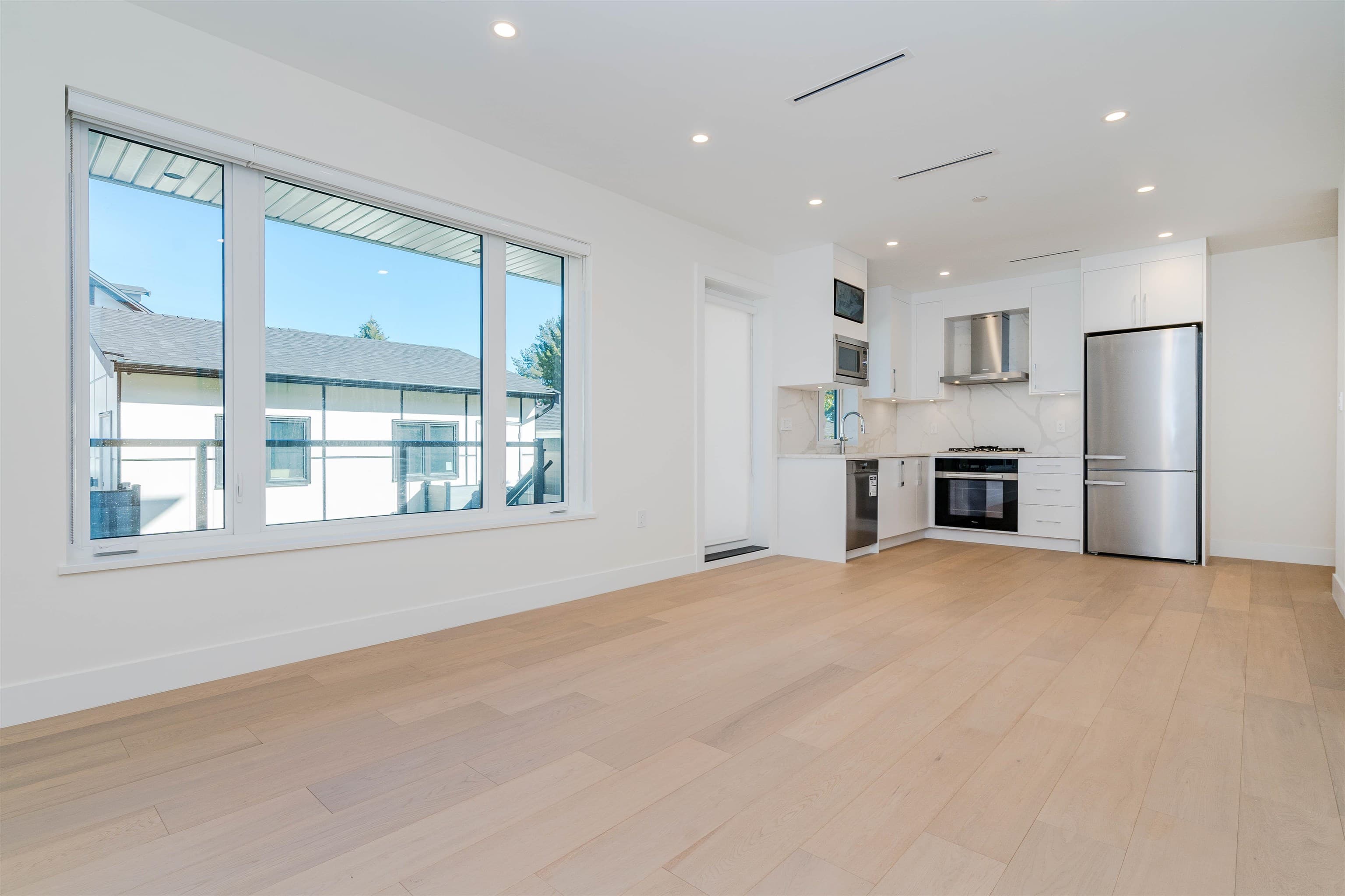 8190 Cartier Street, Vancouver, V6P 4T5 — photo 2