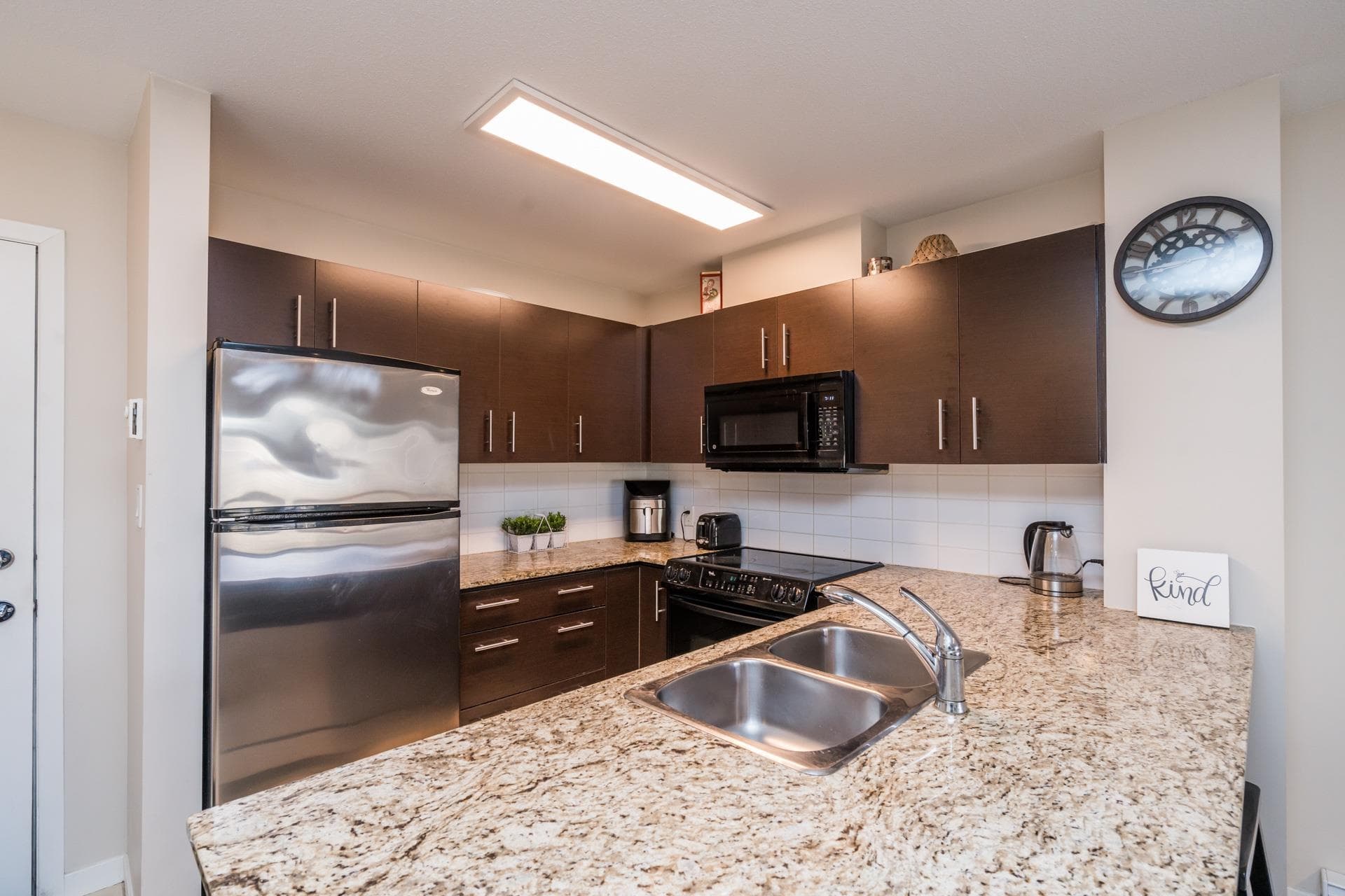 403 - 11665 Haney Bypass, Maple Ridge, V2X 8W9 — photo 3