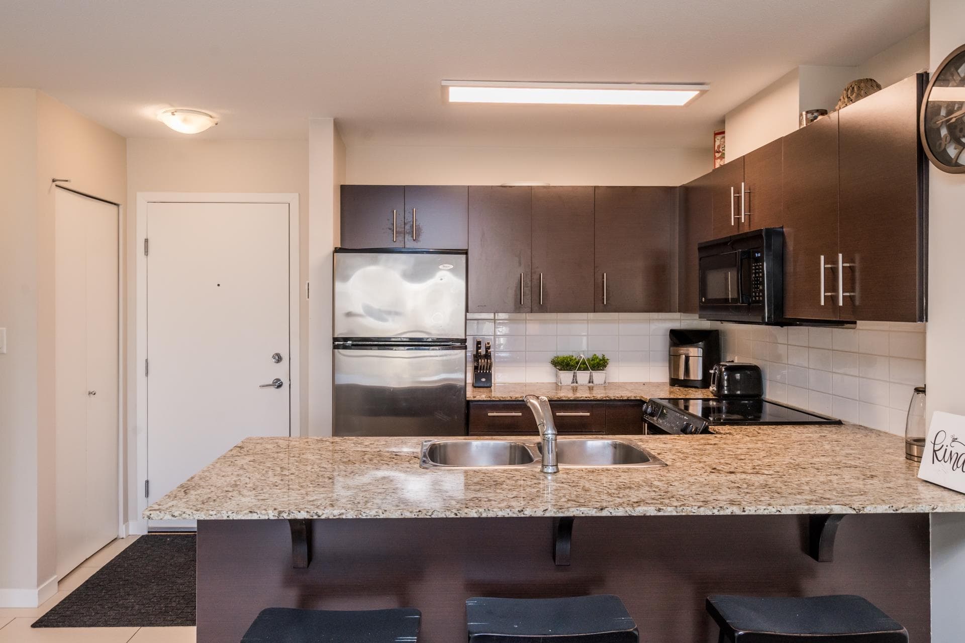 403 - 11665 Haney Bypass, Maple Ridge, V2X 8W9 — photo 1