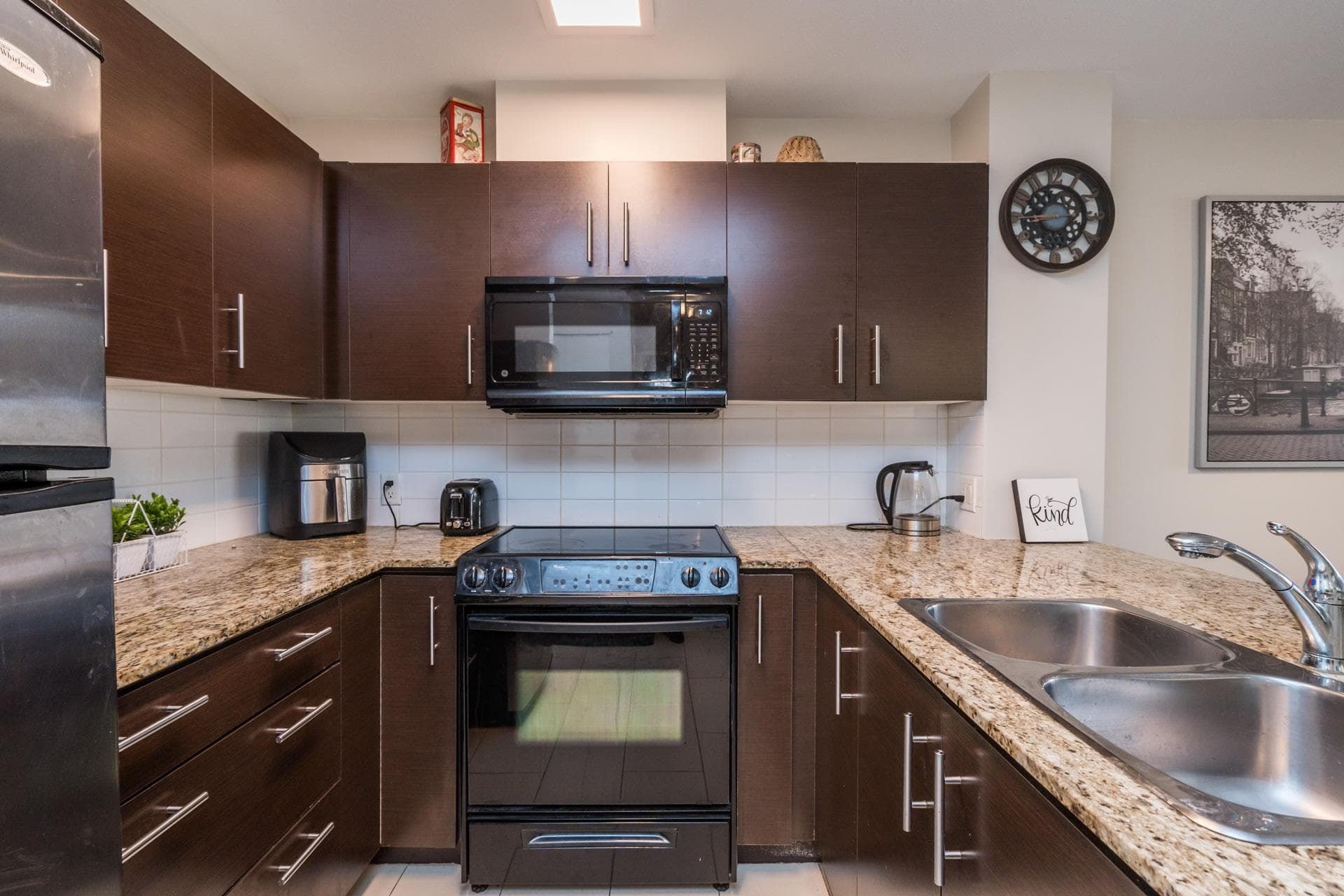 403 - 11665 Haney Bypass, Maple Ridge, V2X 8W9 — photo 5