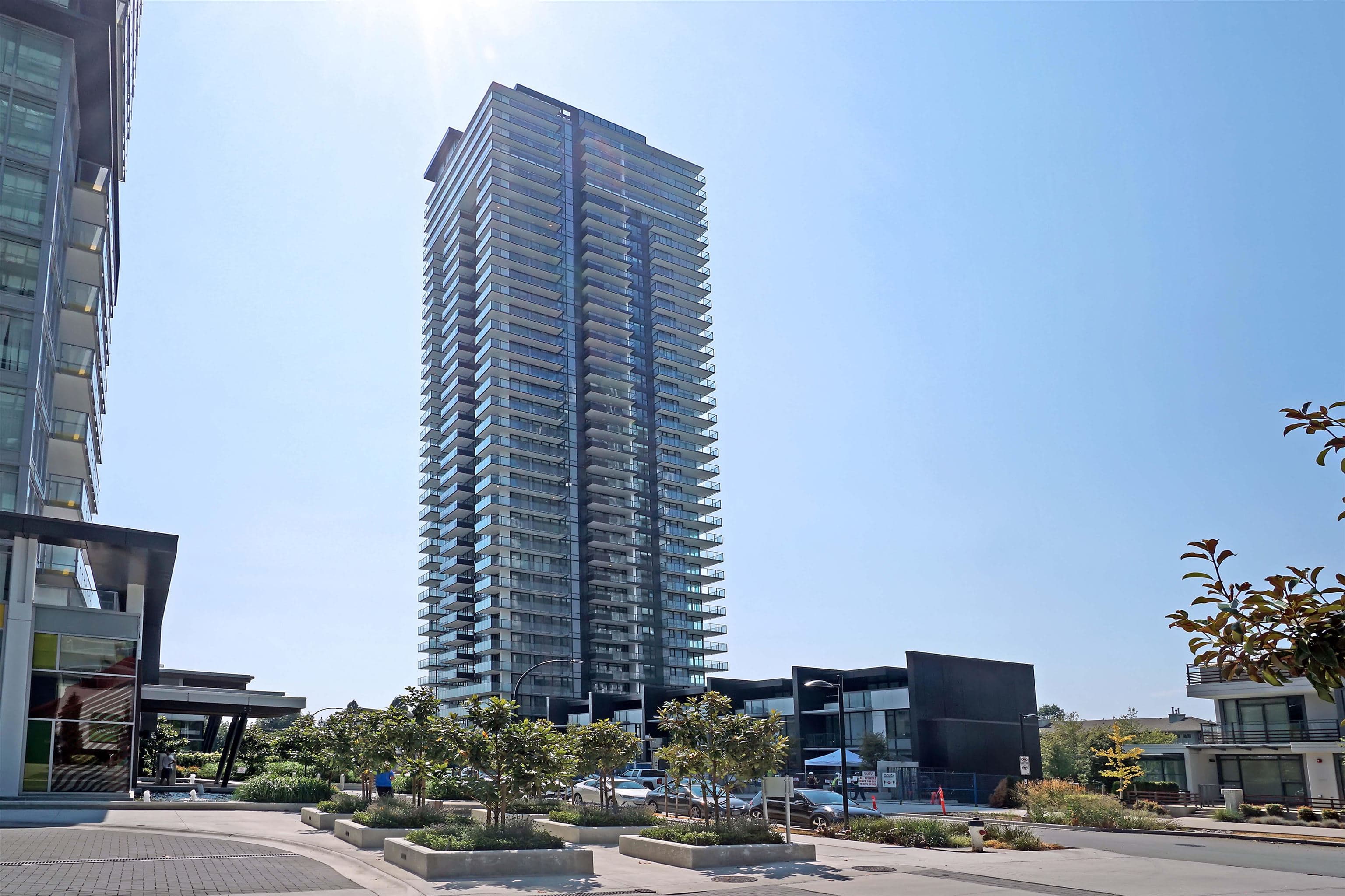 1409 - 6699 Dunblane Avenue, Burnaby, V5H 0J8 — photo 1
