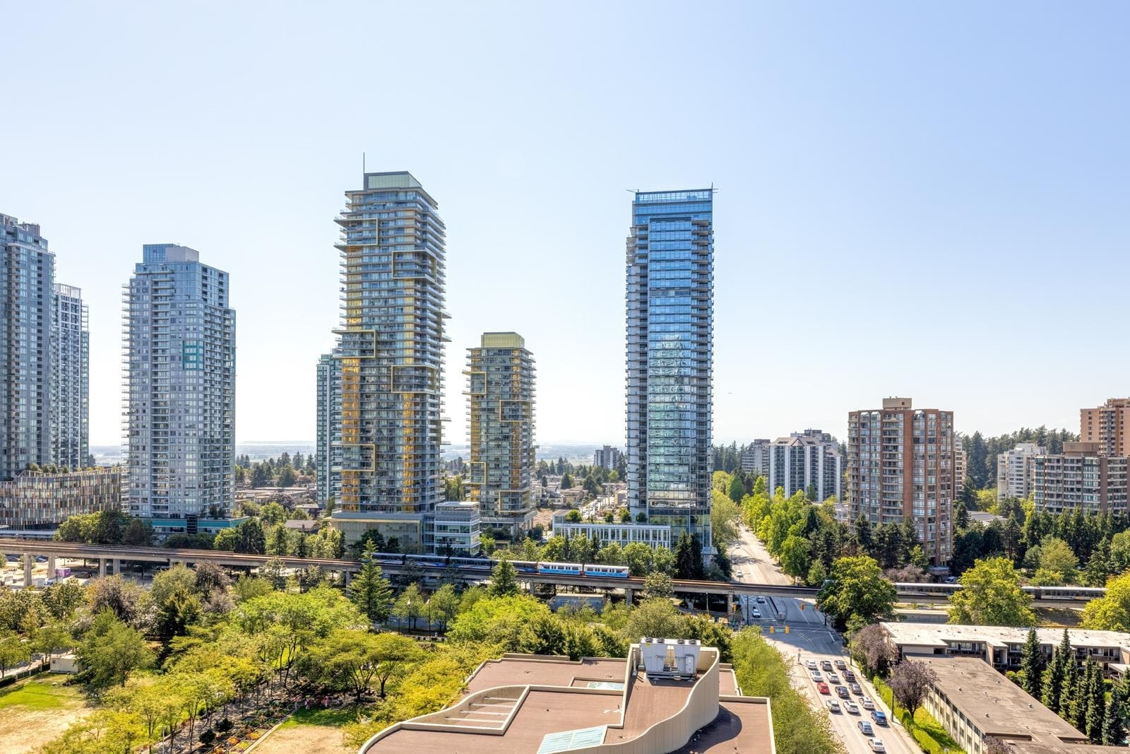 2103 - 6088 Willingdon Avenue, Burnaby, V5H 4V2 — photo 3